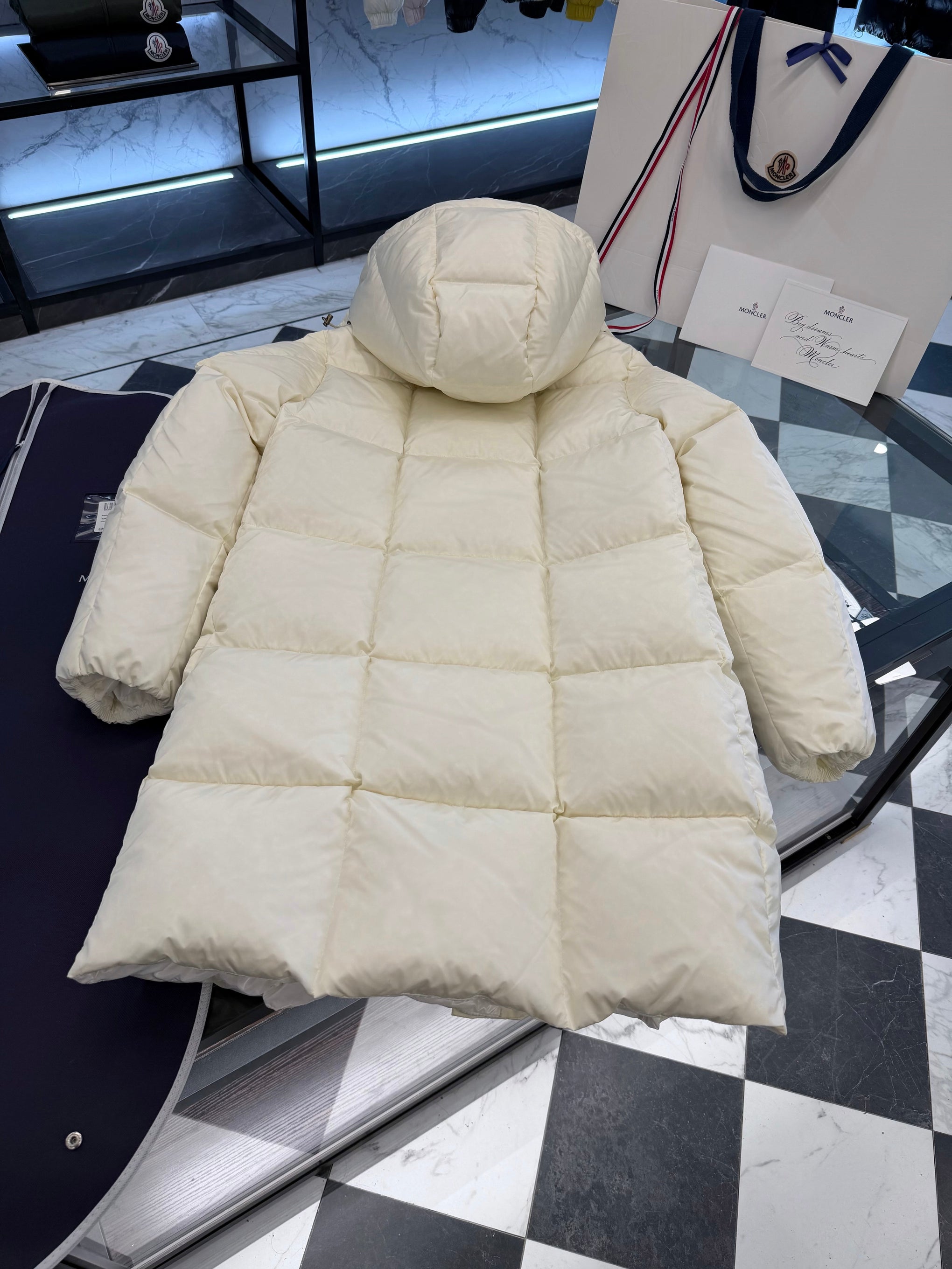 MONC LITTE COAT