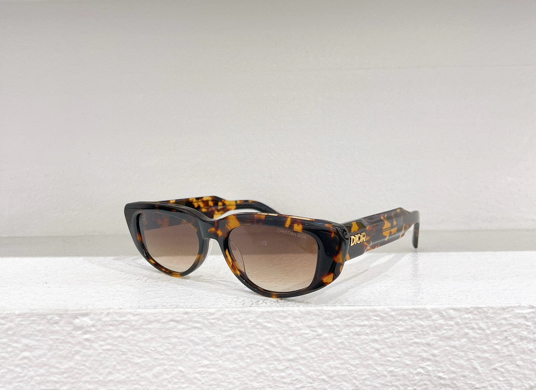 CD SUNGLASSES