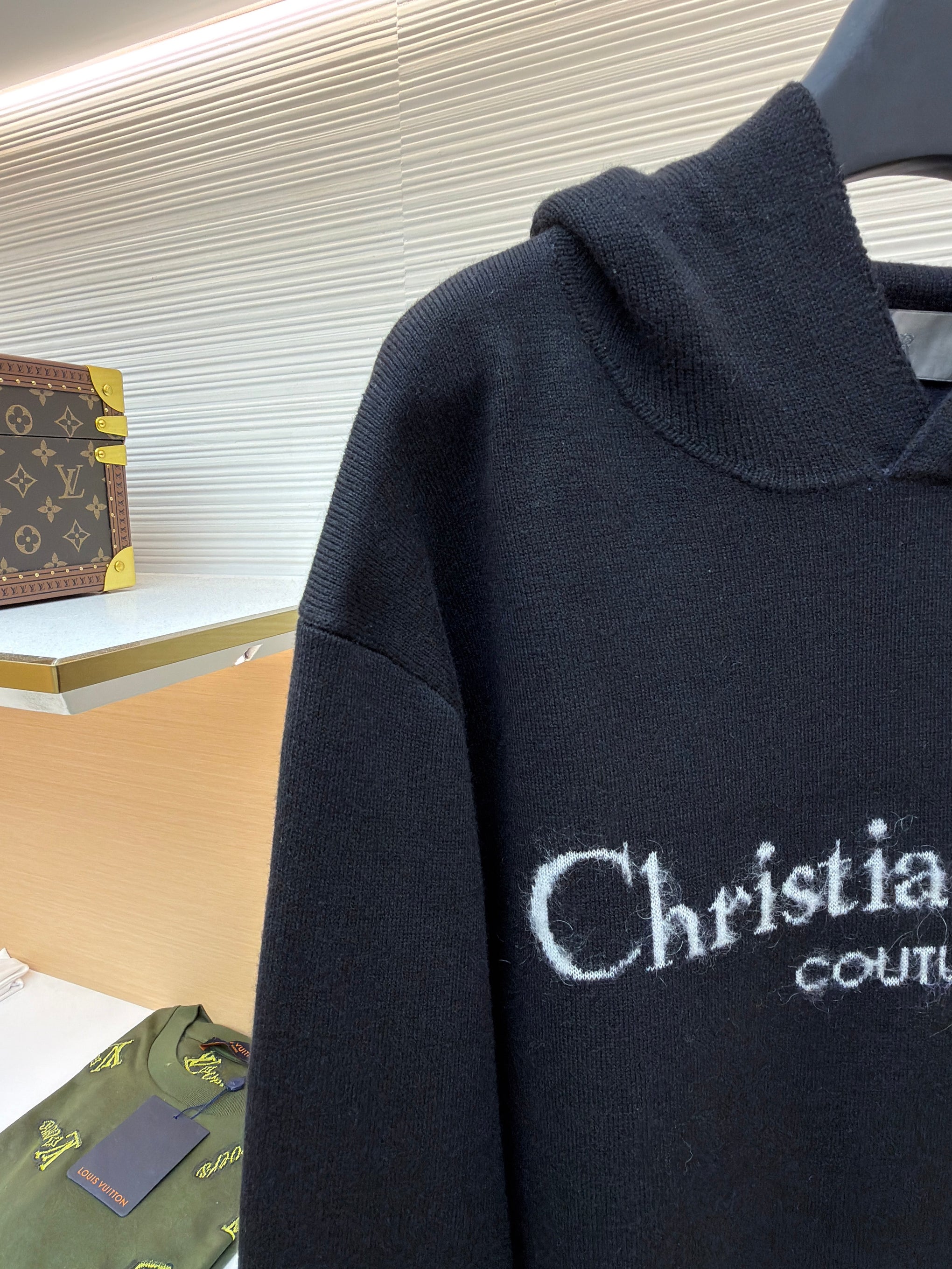 CD HOODED JUMPER