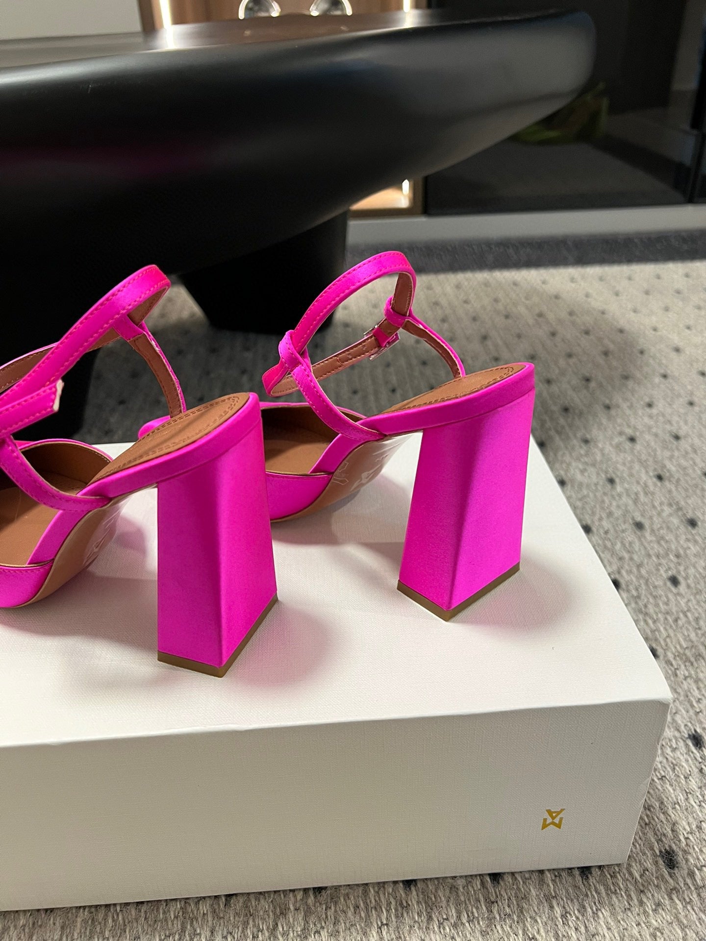 AMINA M HEELS