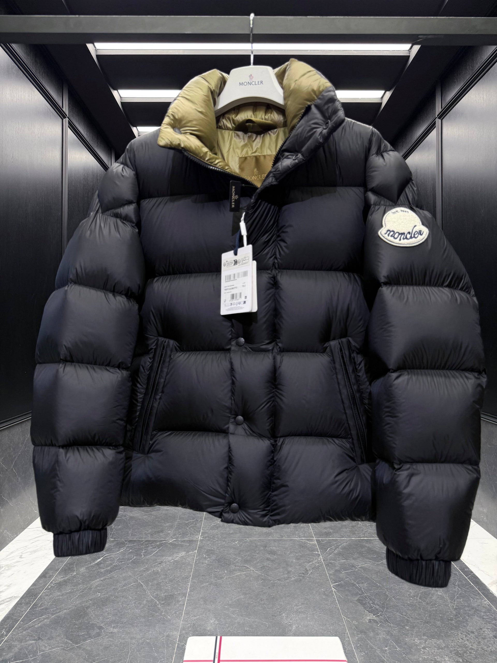 MONC TRIPITI JACKET