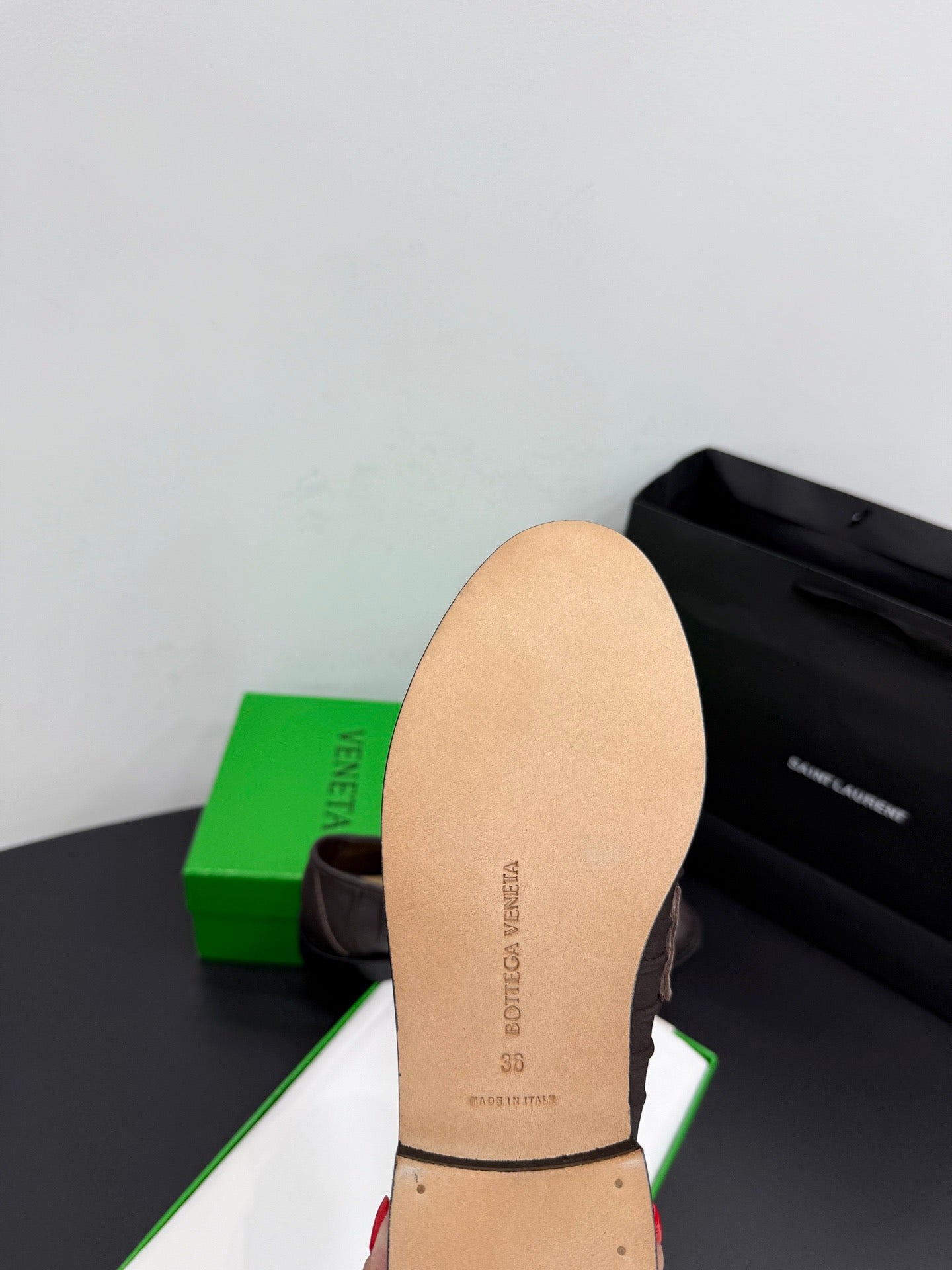 BOTT V LOAFERS
