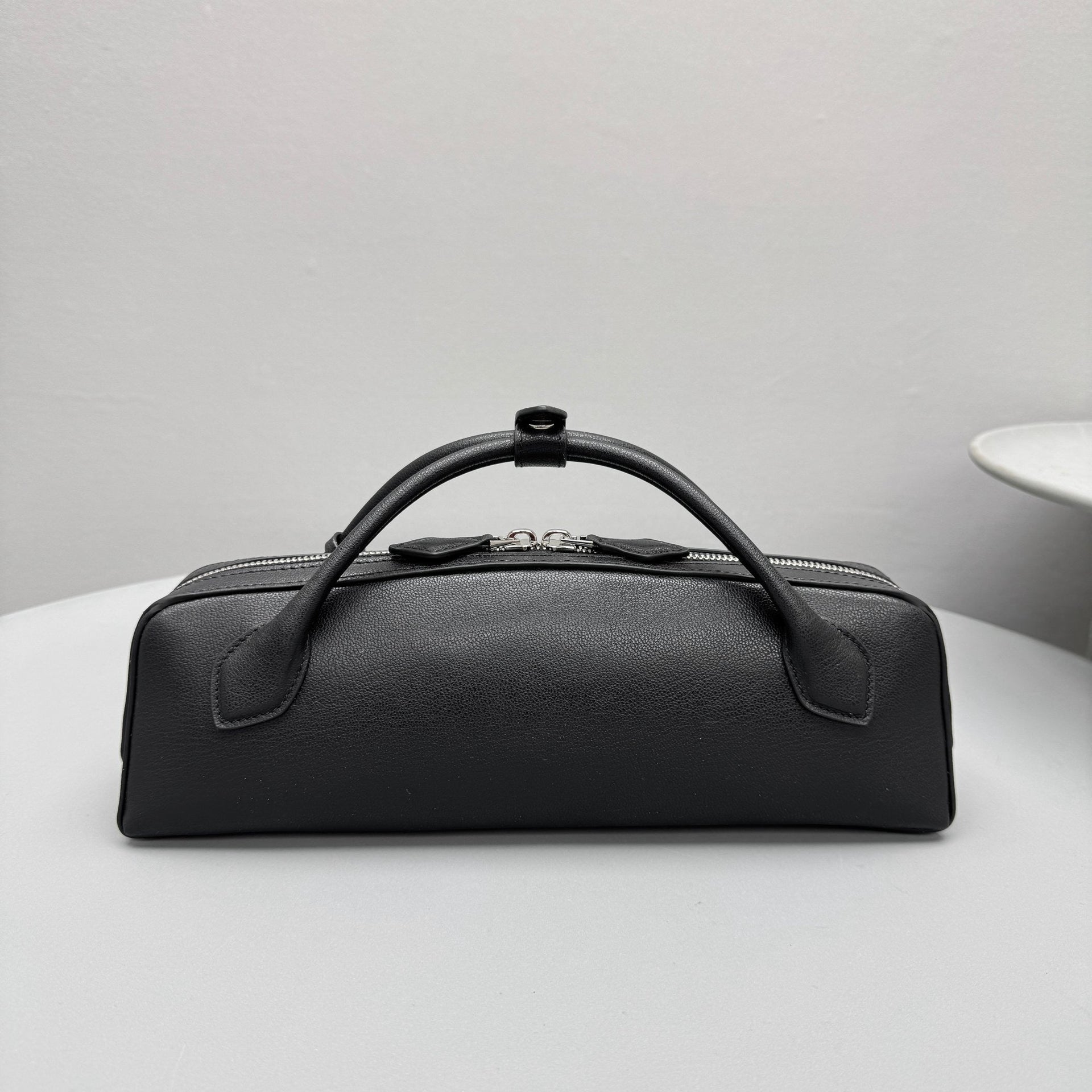 ALAIA LE TECKEL CLUTCH