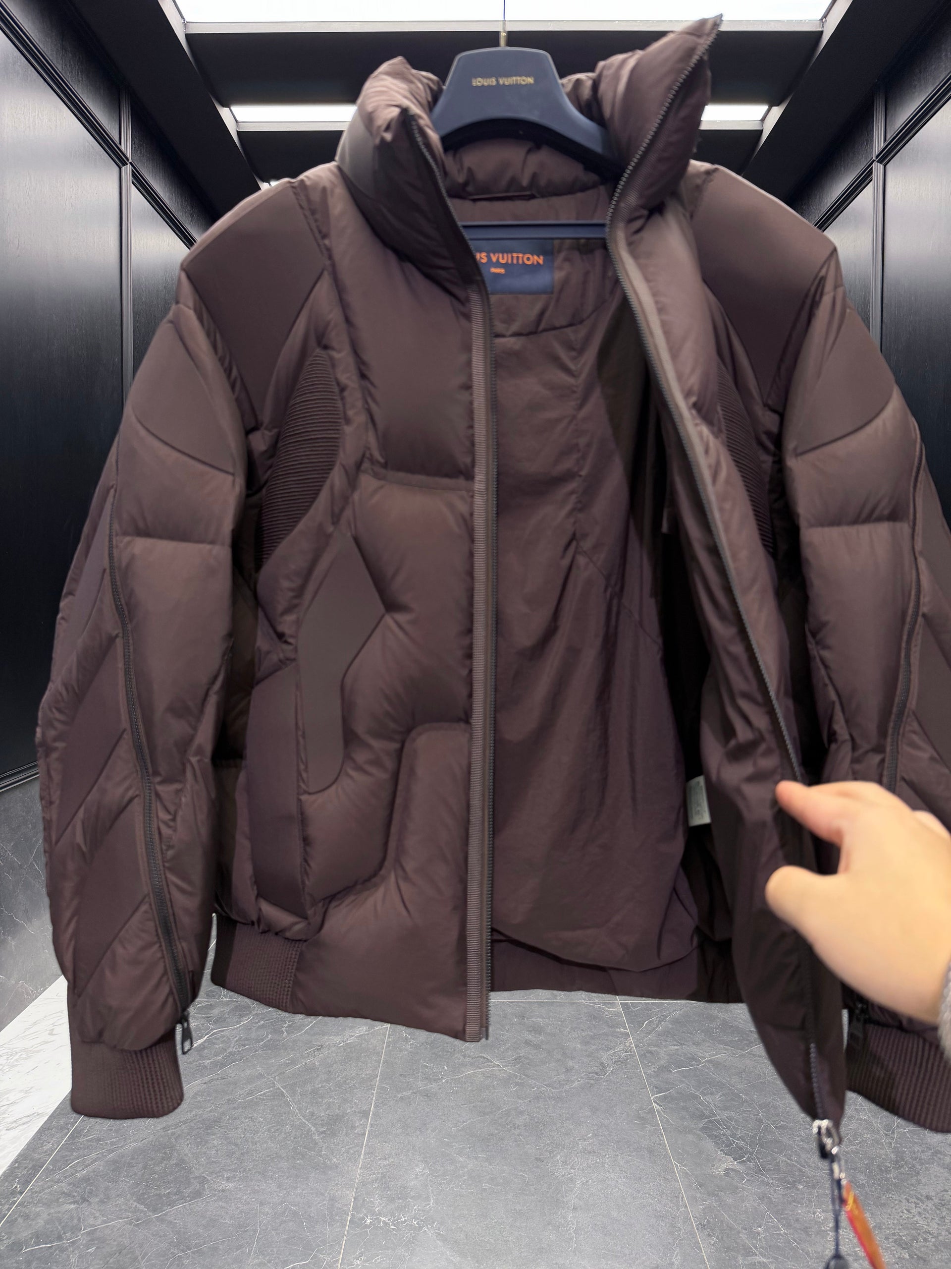 LOU JACKET