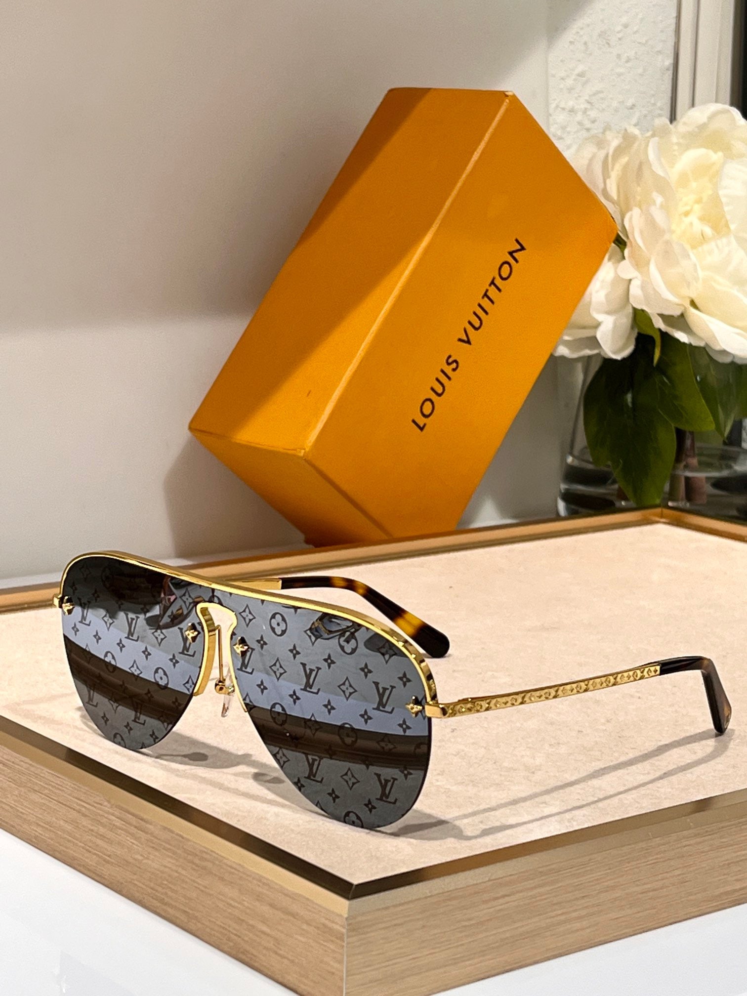 LOU SUNGLASSES