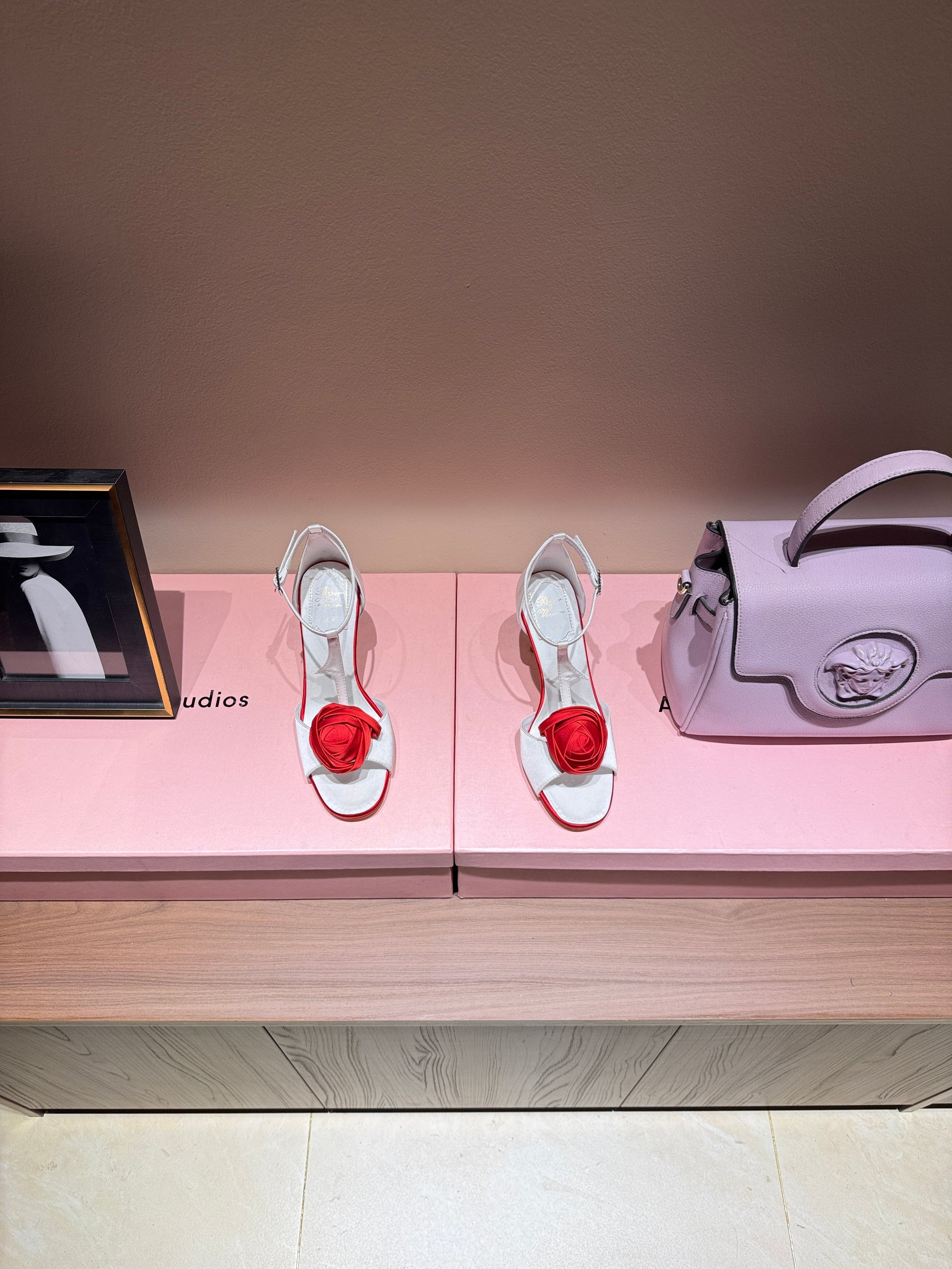 ROGER V HEELS