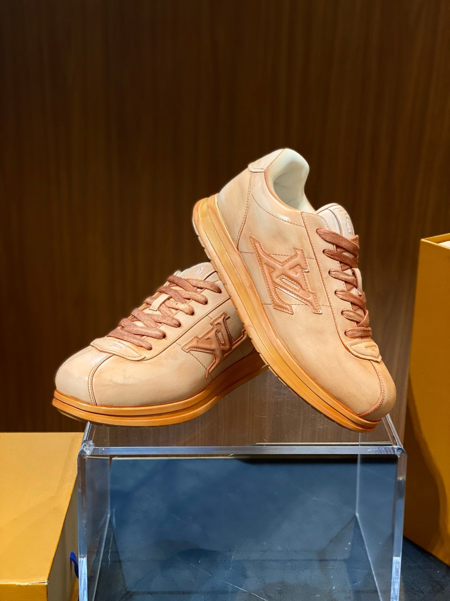 LOU BUTTERSOFT SNEAKERS