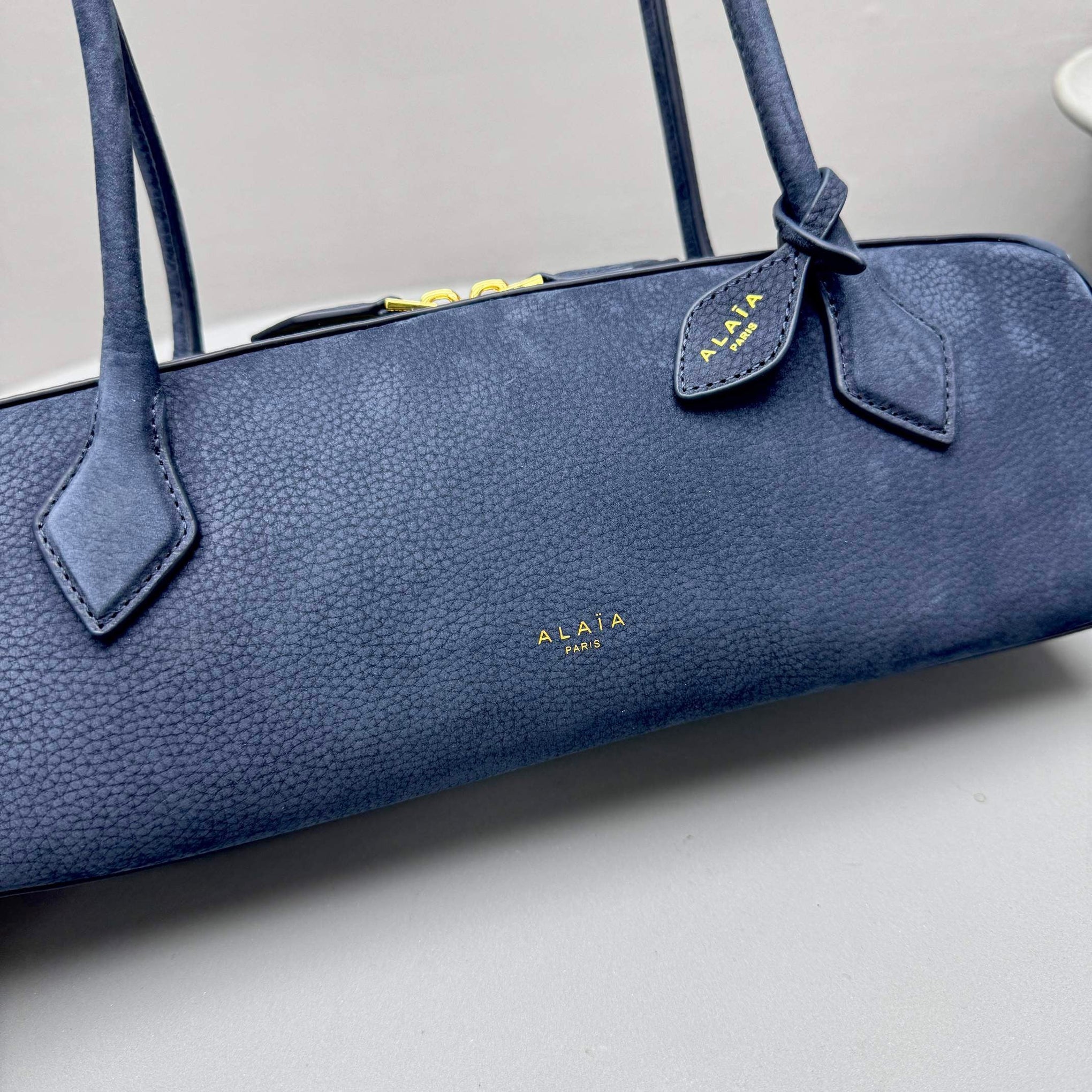 ALAIA LE TECKEL MEDIUM BAG