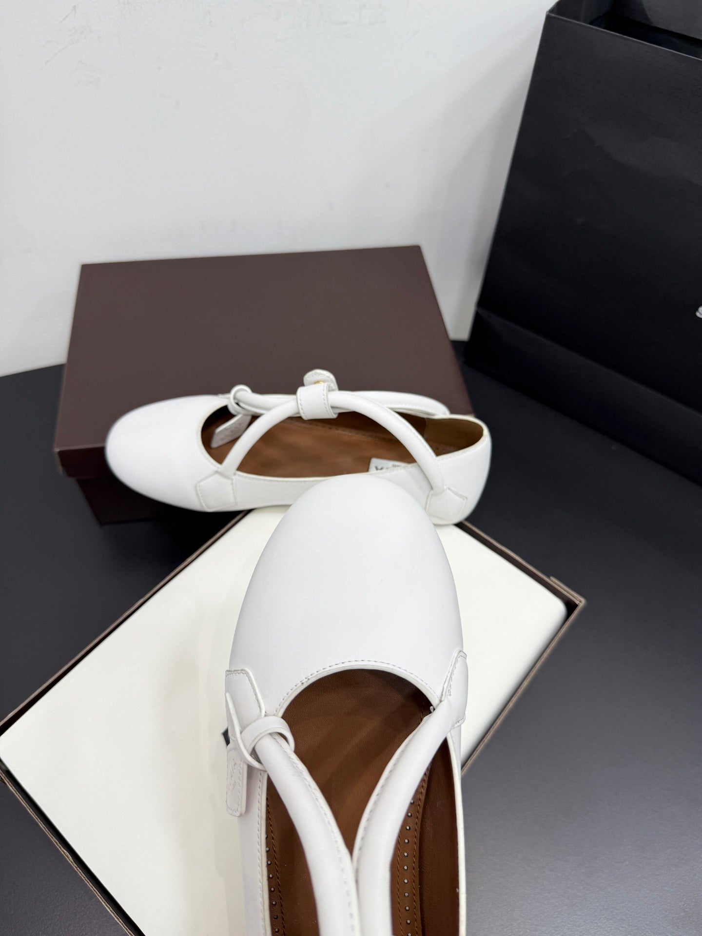 ALAIA BALLET FLATS