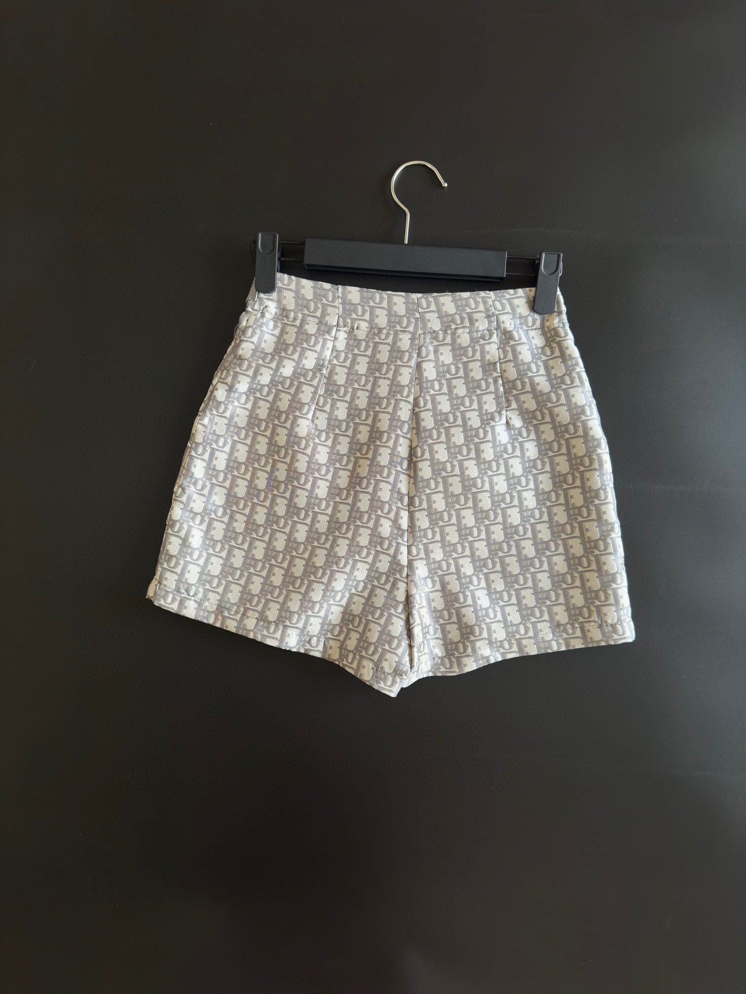 CD SHORTS