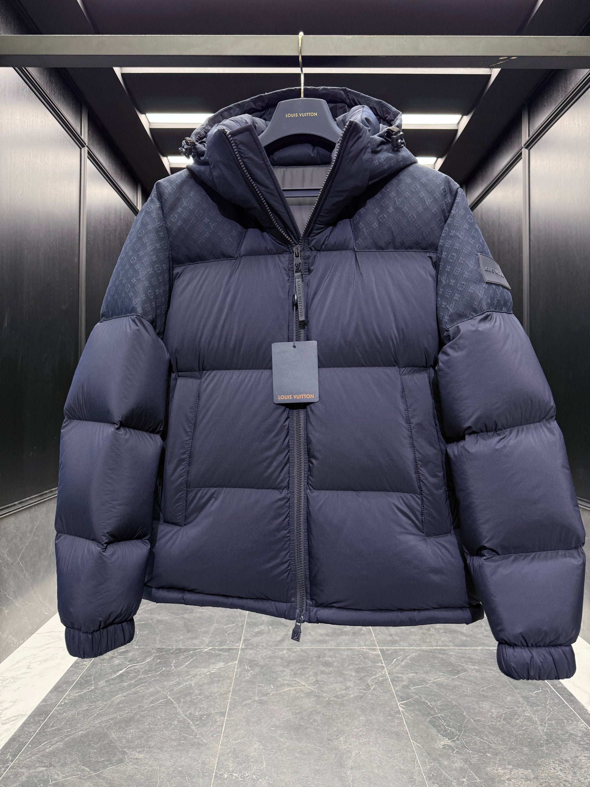 LOU PUFFER JACKET