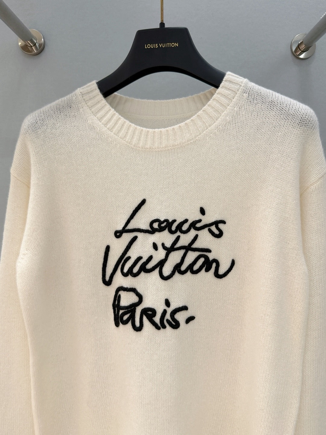 LOU JUMPER