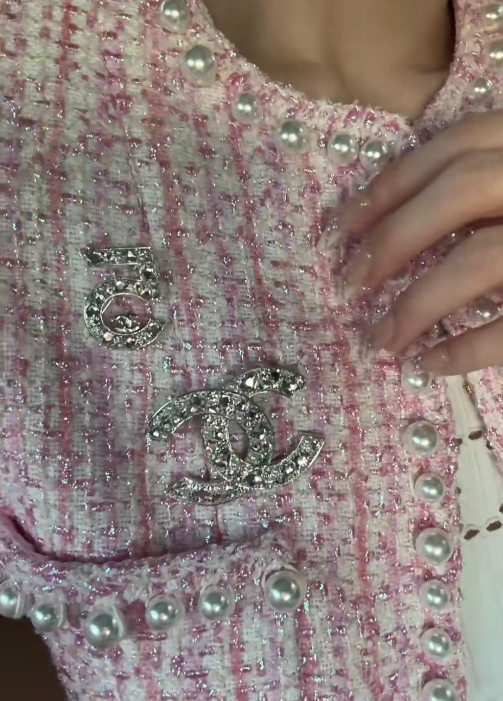 CC BROOCHE