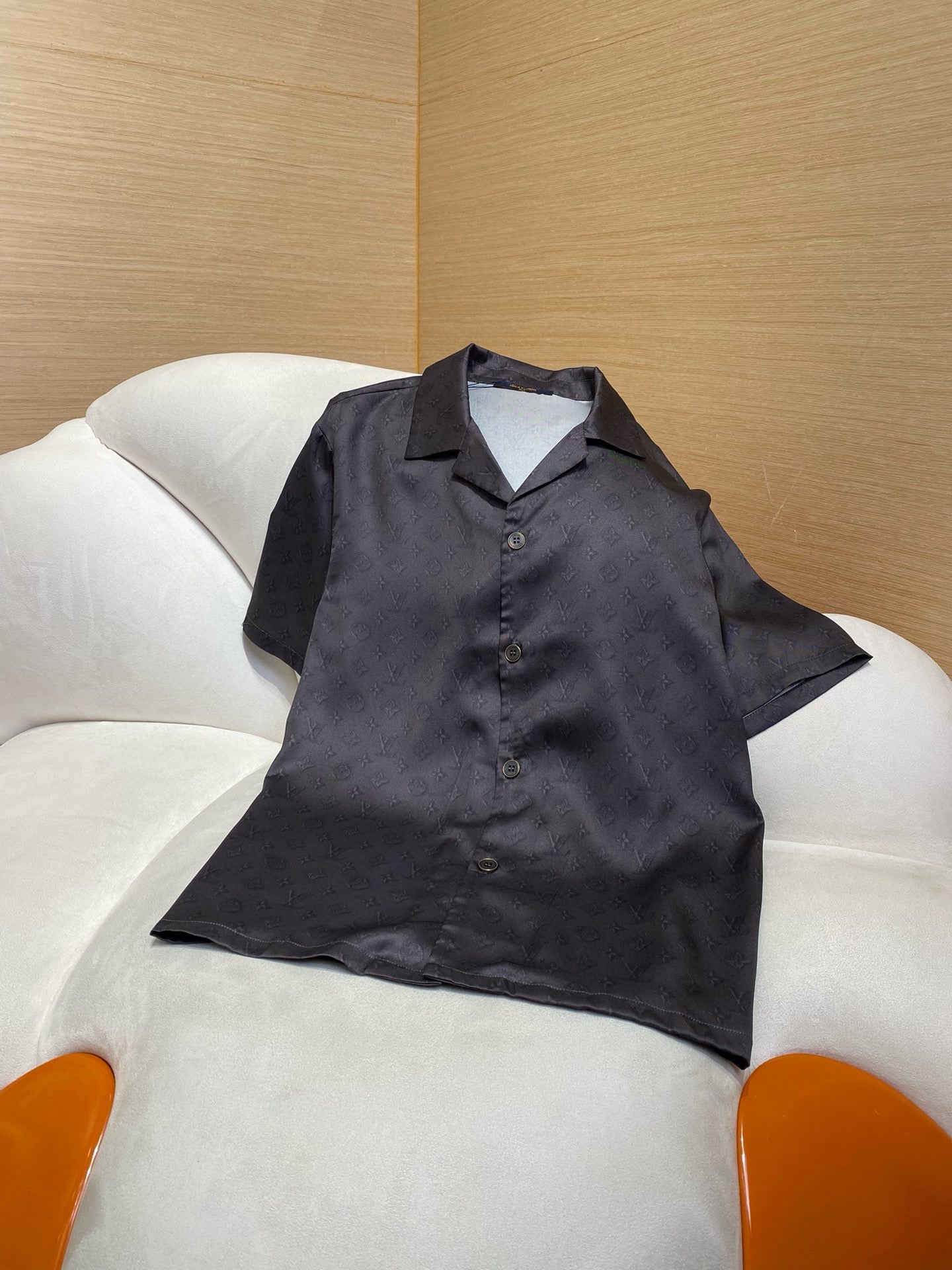 LOU SHIRT