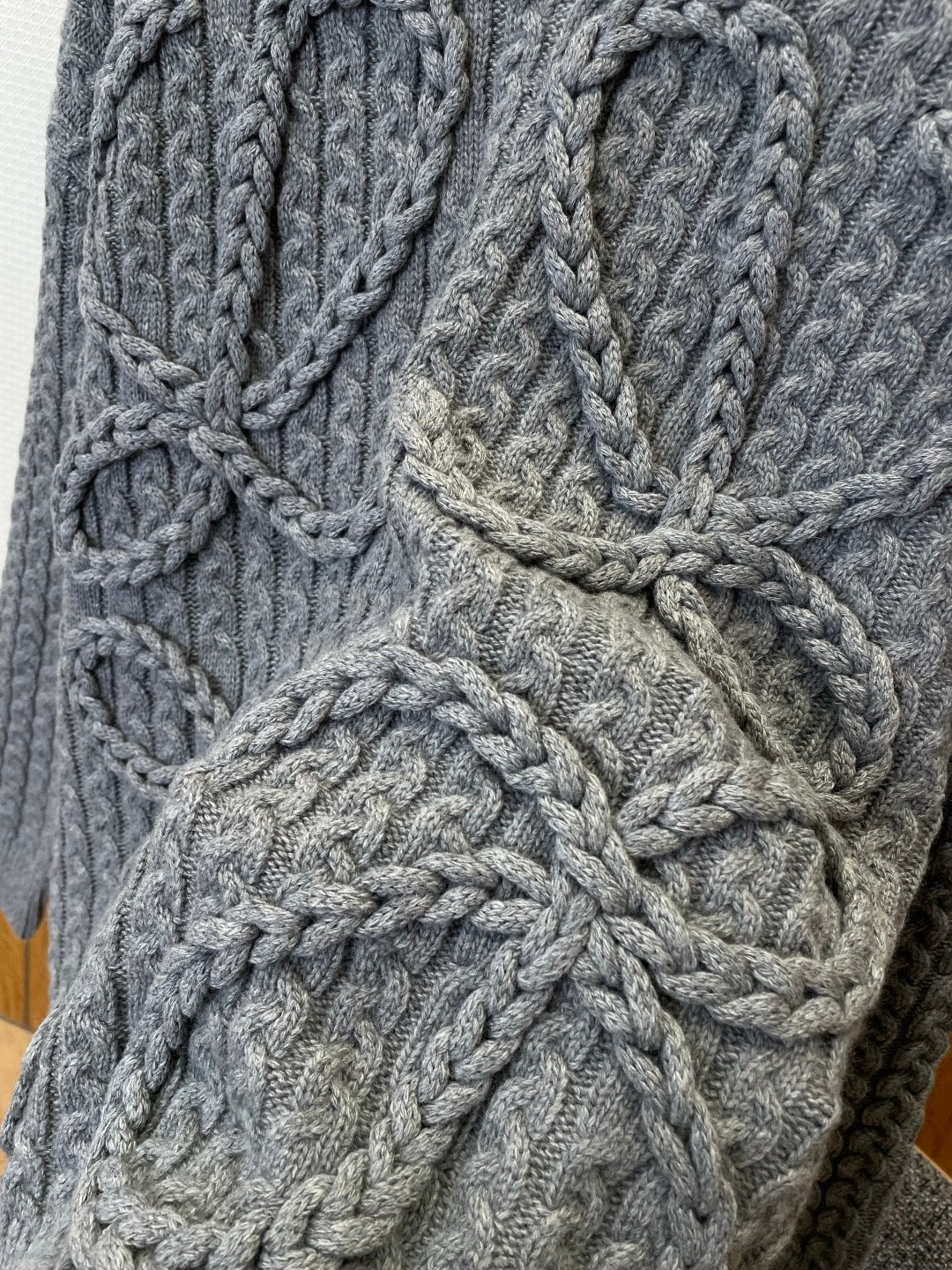 LOEW JUMPER