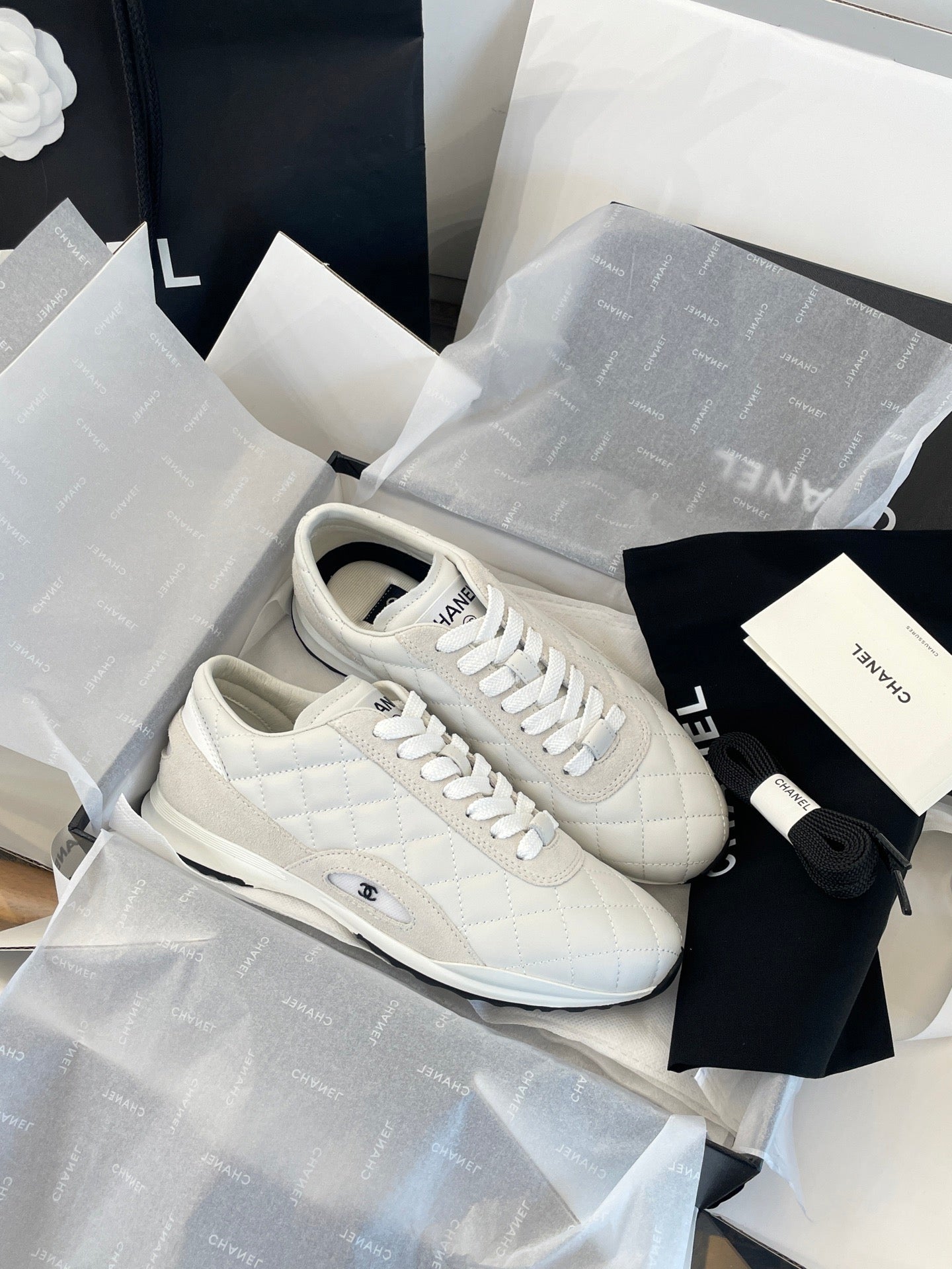 CC SNEAKER