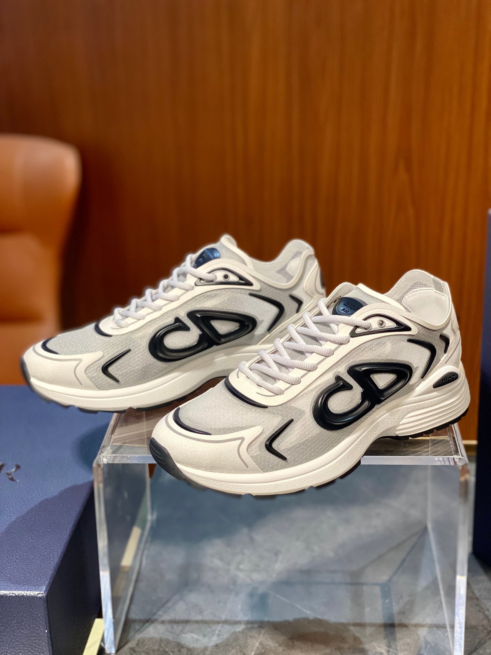 CD B30 COUNTDOWN SNEAKER
