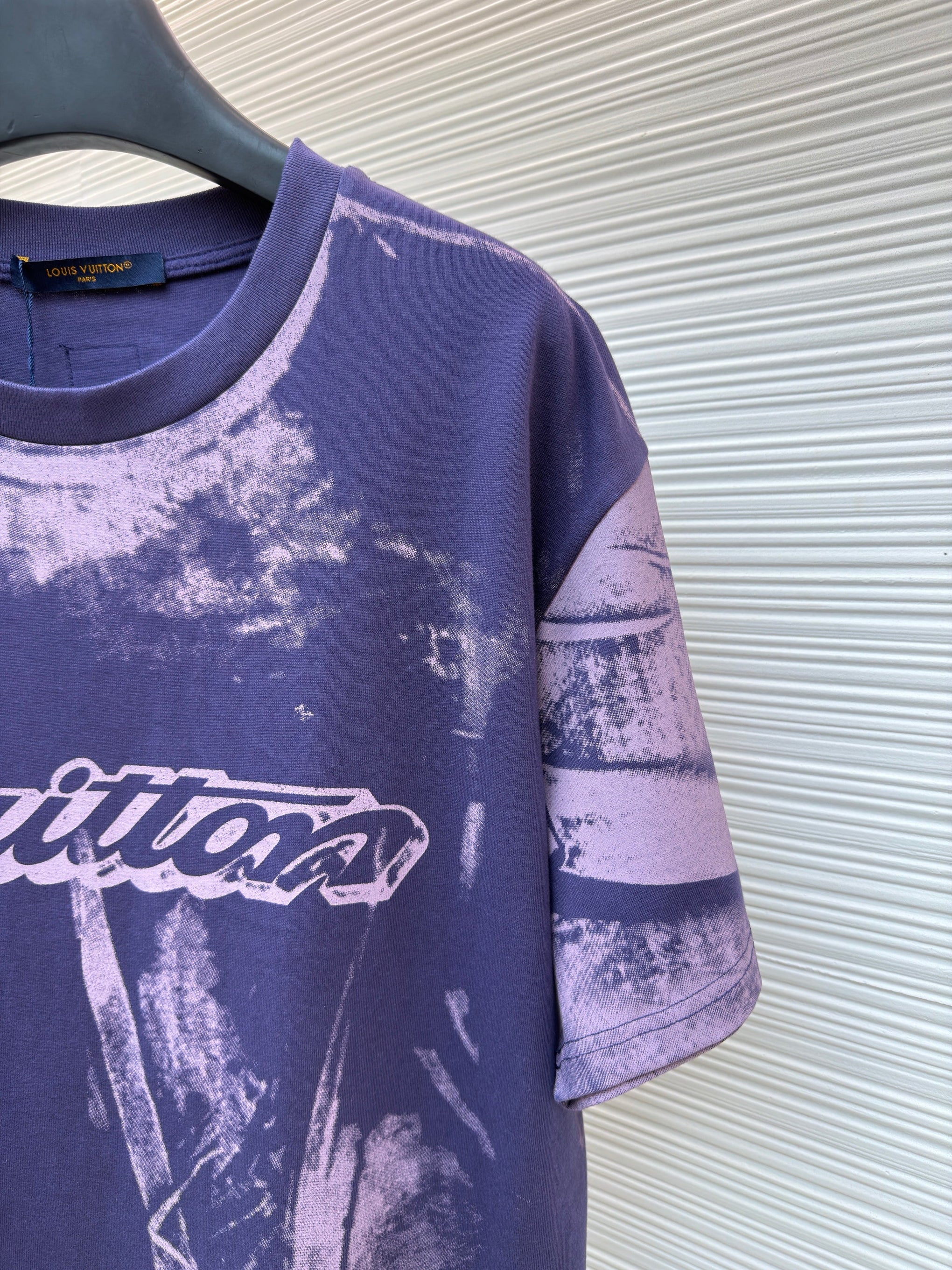LOU T-SHIRT
