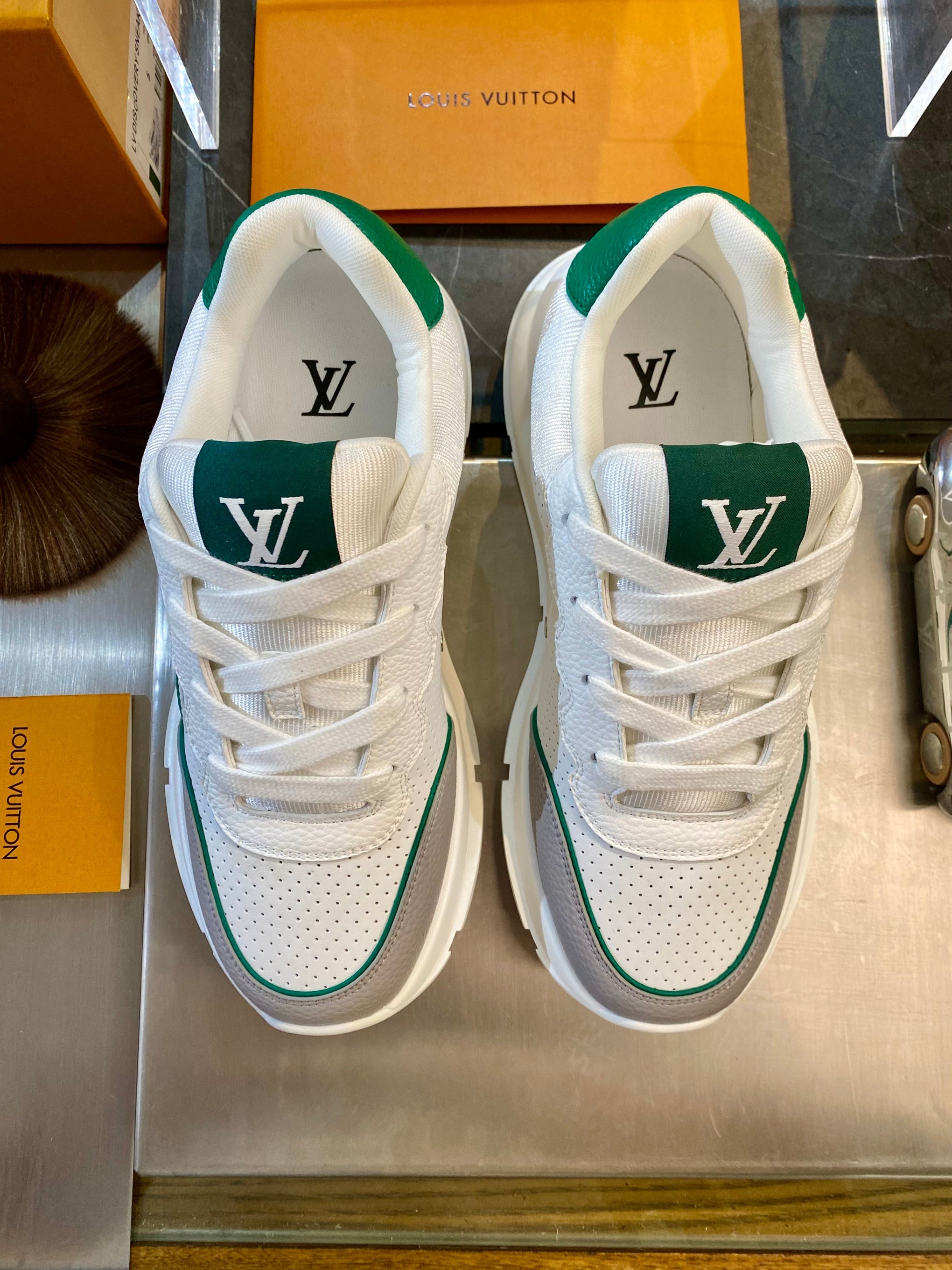 LOU CLASSIC SNEAKER