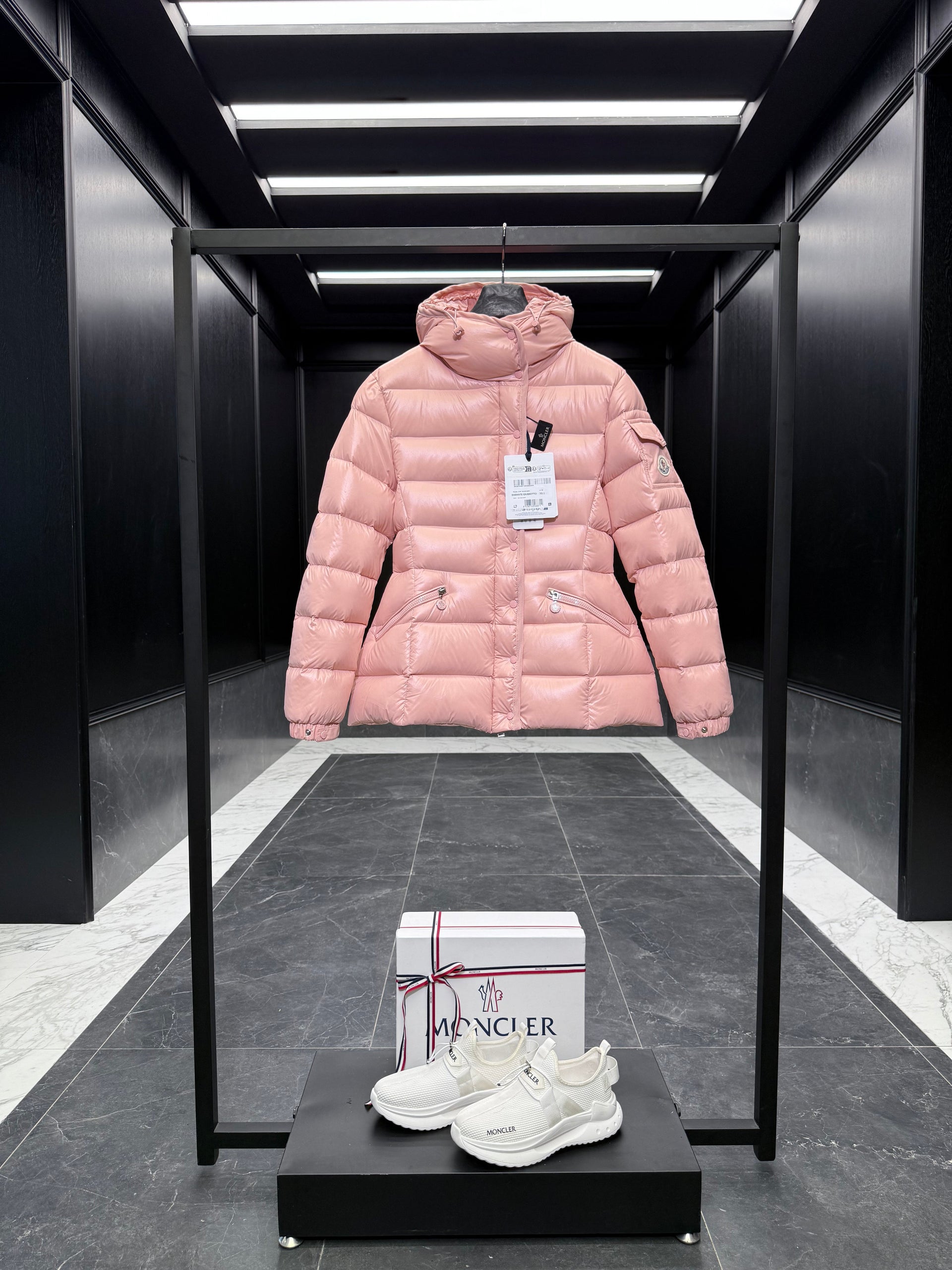 MONC BARANTE JACKET