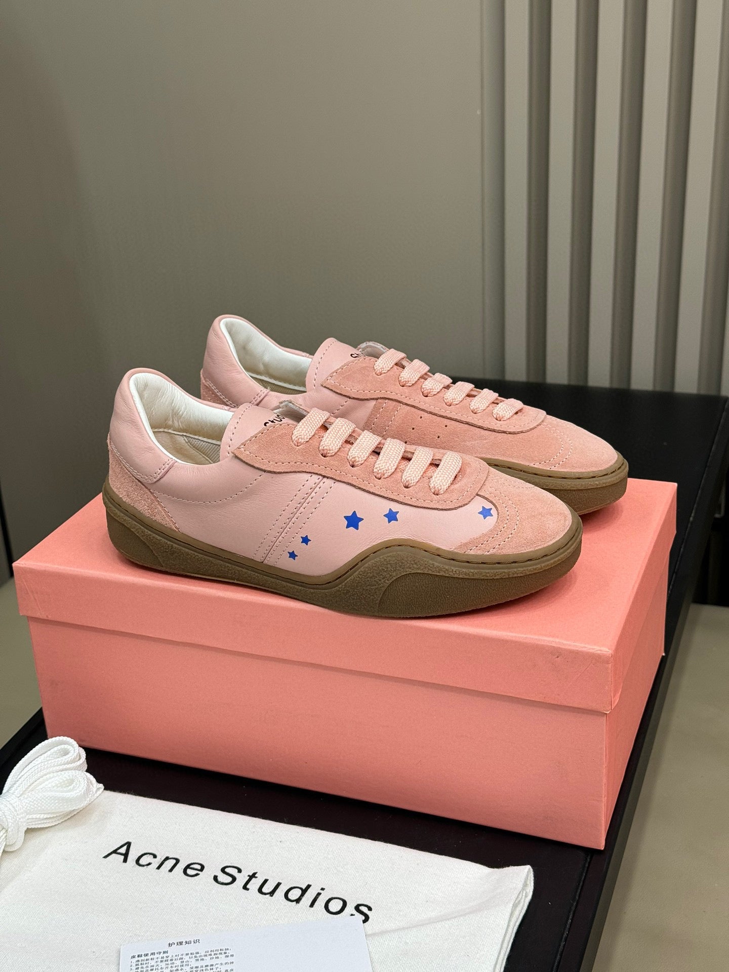 ACNE TRAINERS