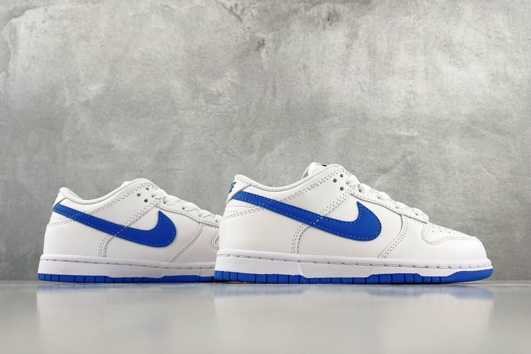 NIKE DUNK LOW
