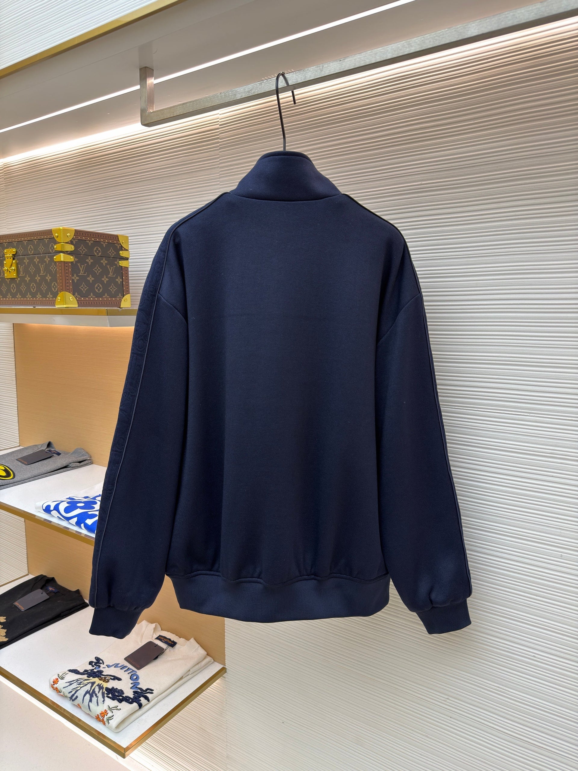 CD BOMBER SWEATSHIRT