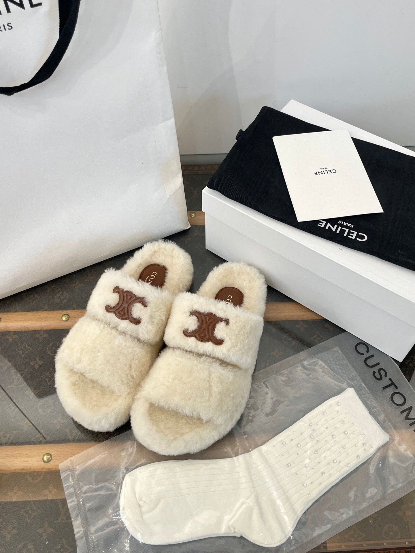 CEL FUR SLIDES