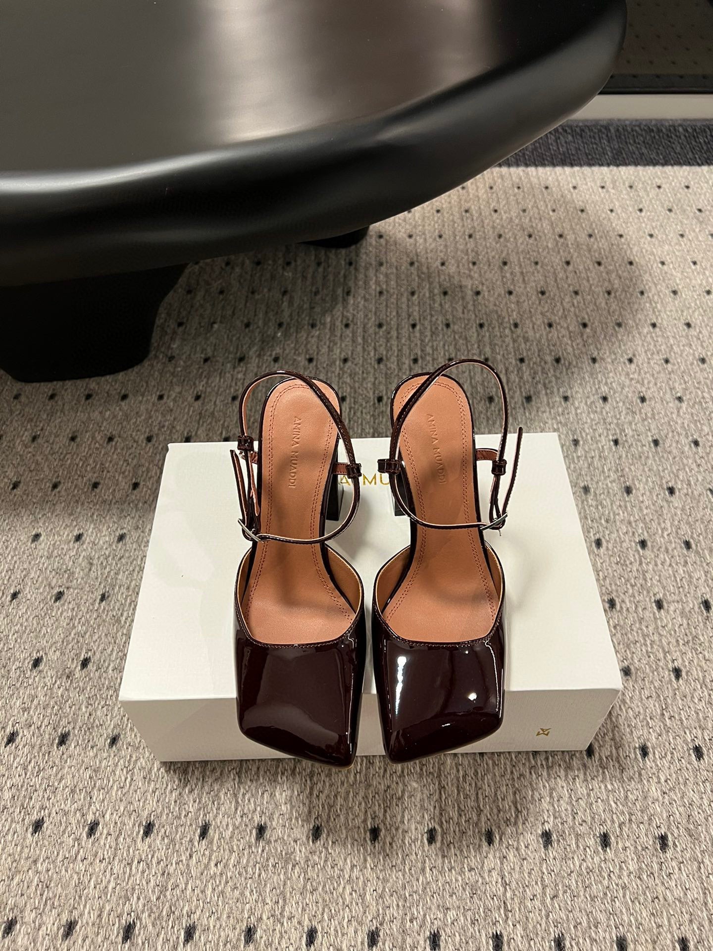 AMINA M HEELS