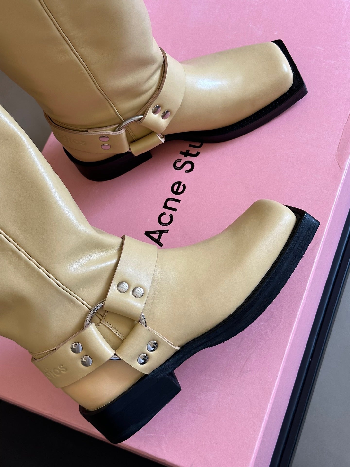 ACNE BOOTS