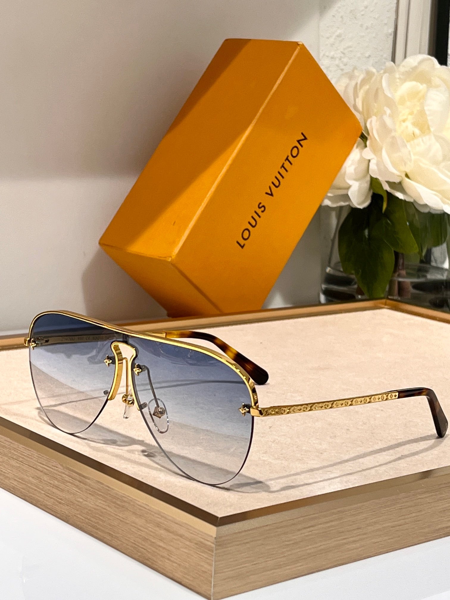 LOU SUNGLASSES