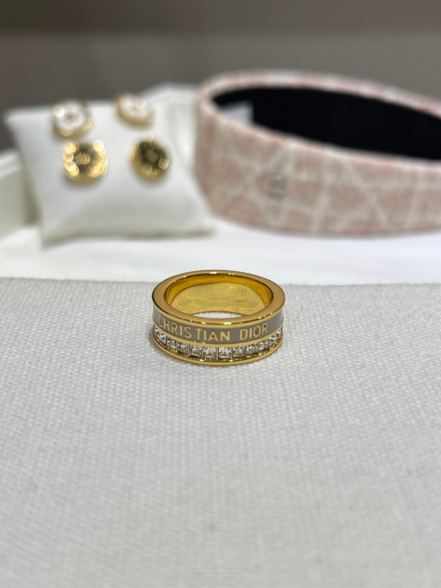 CD RING