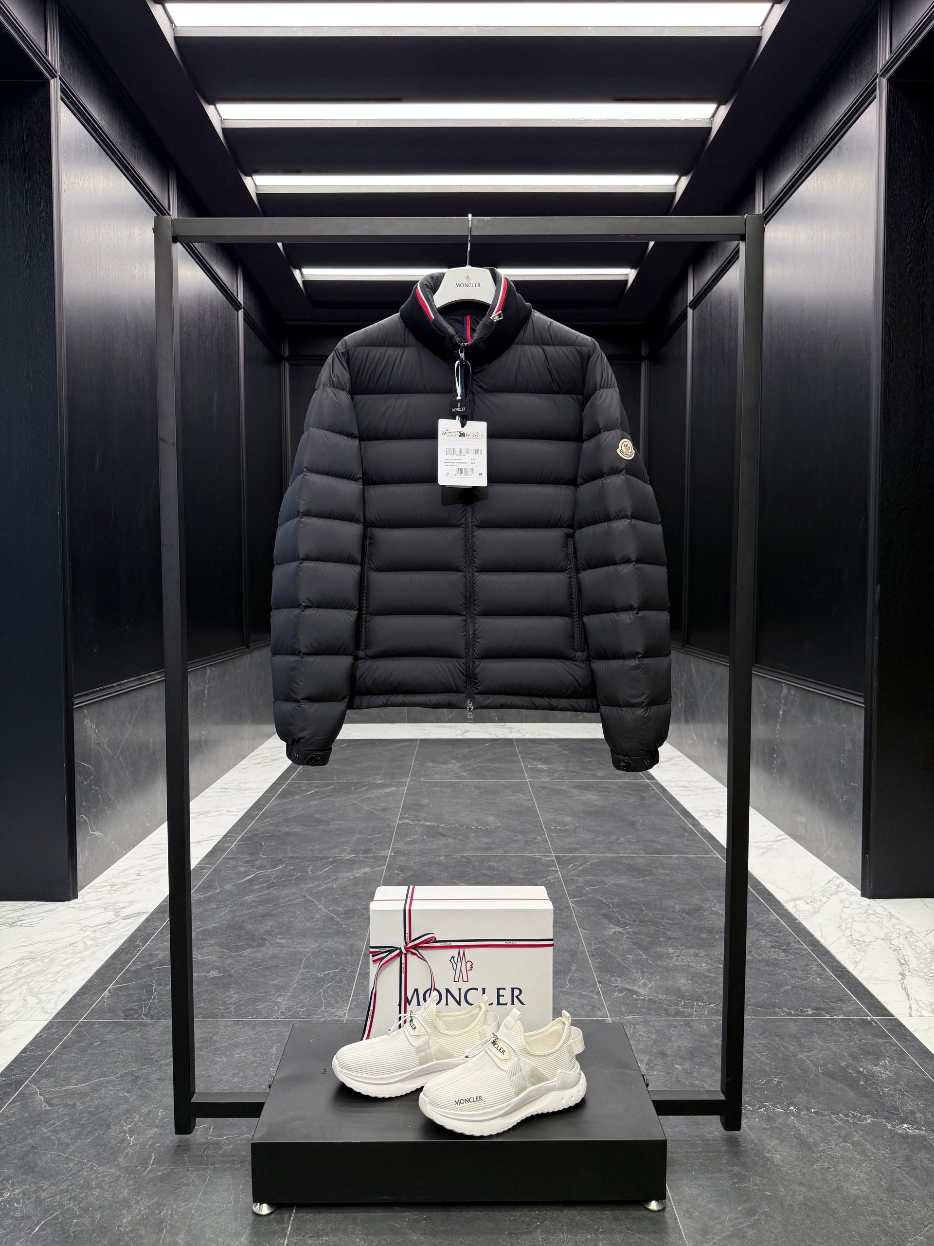 MONC BRENDANN JACKET