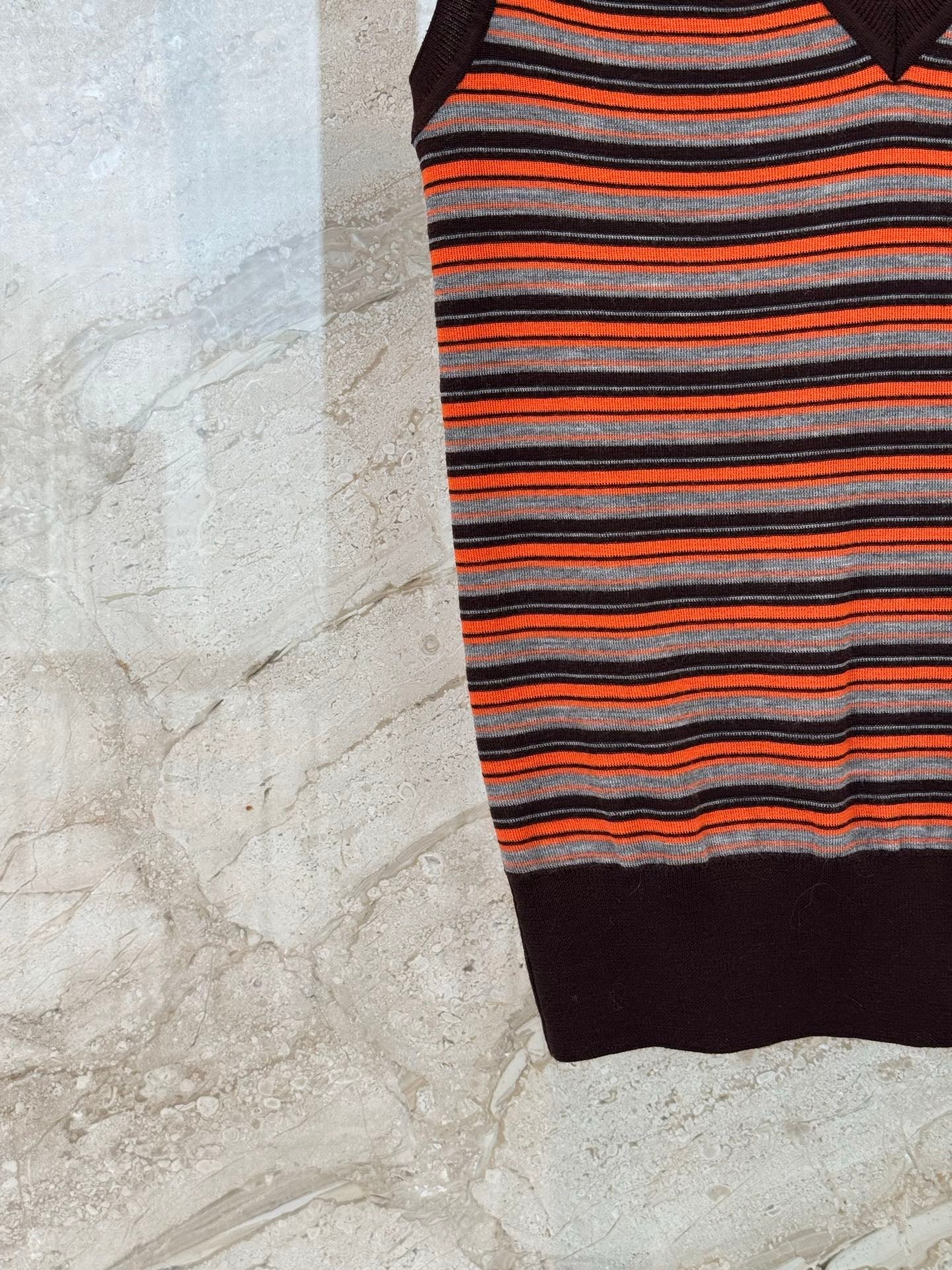MIU M KNITTED VEST
