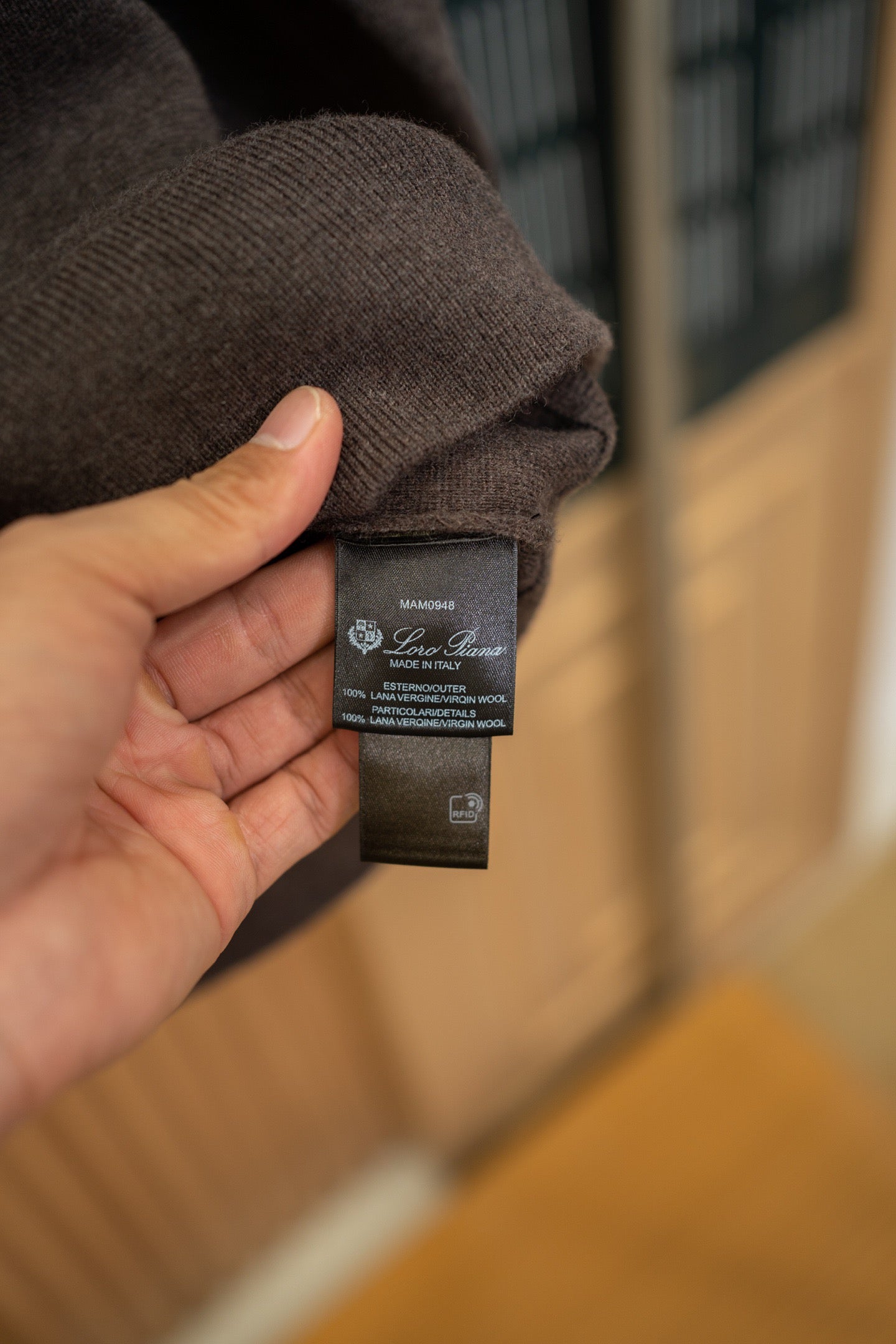 LORO P MERINO WOOL ZIP HOODIE