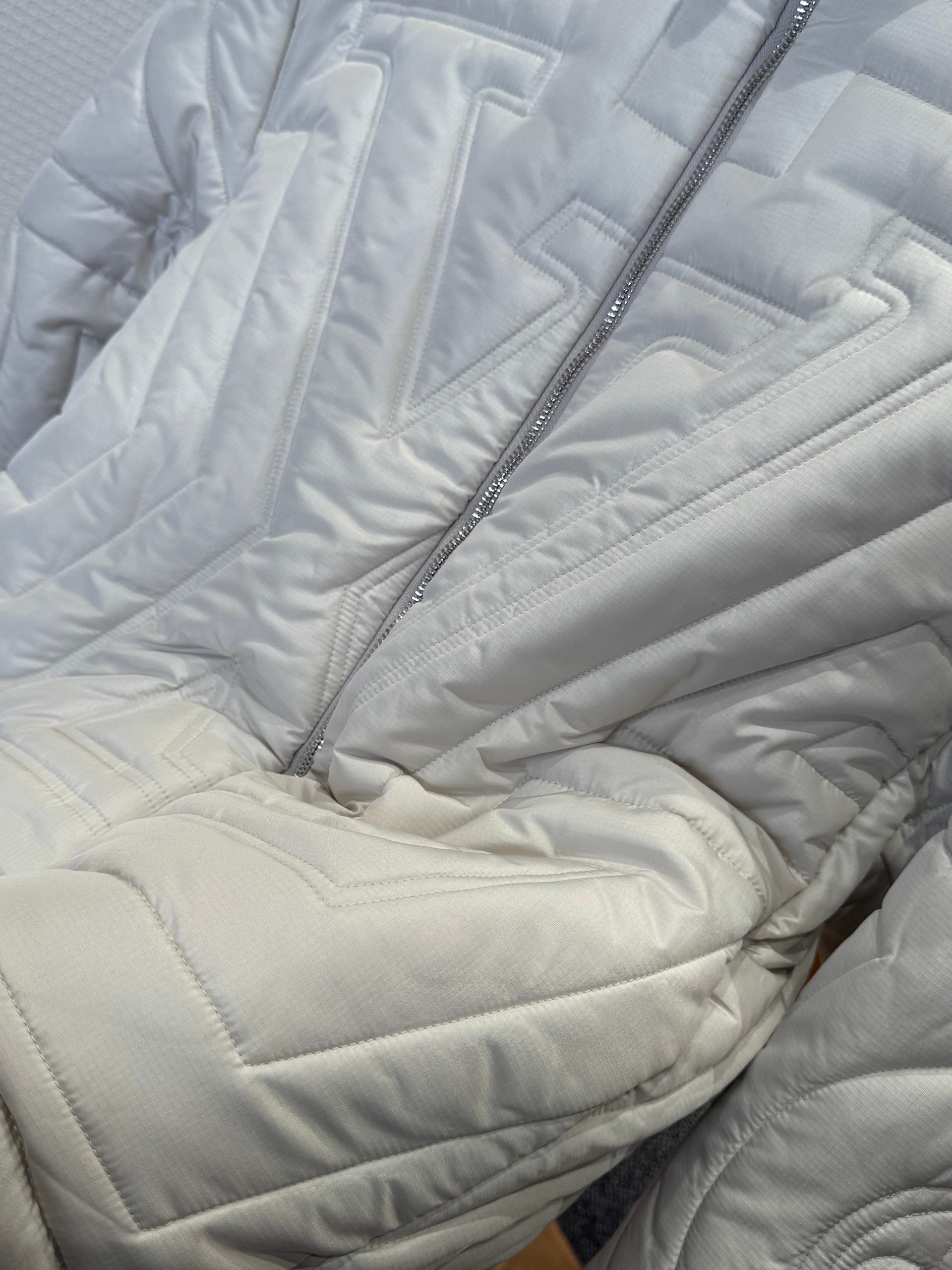 LOU JACKET