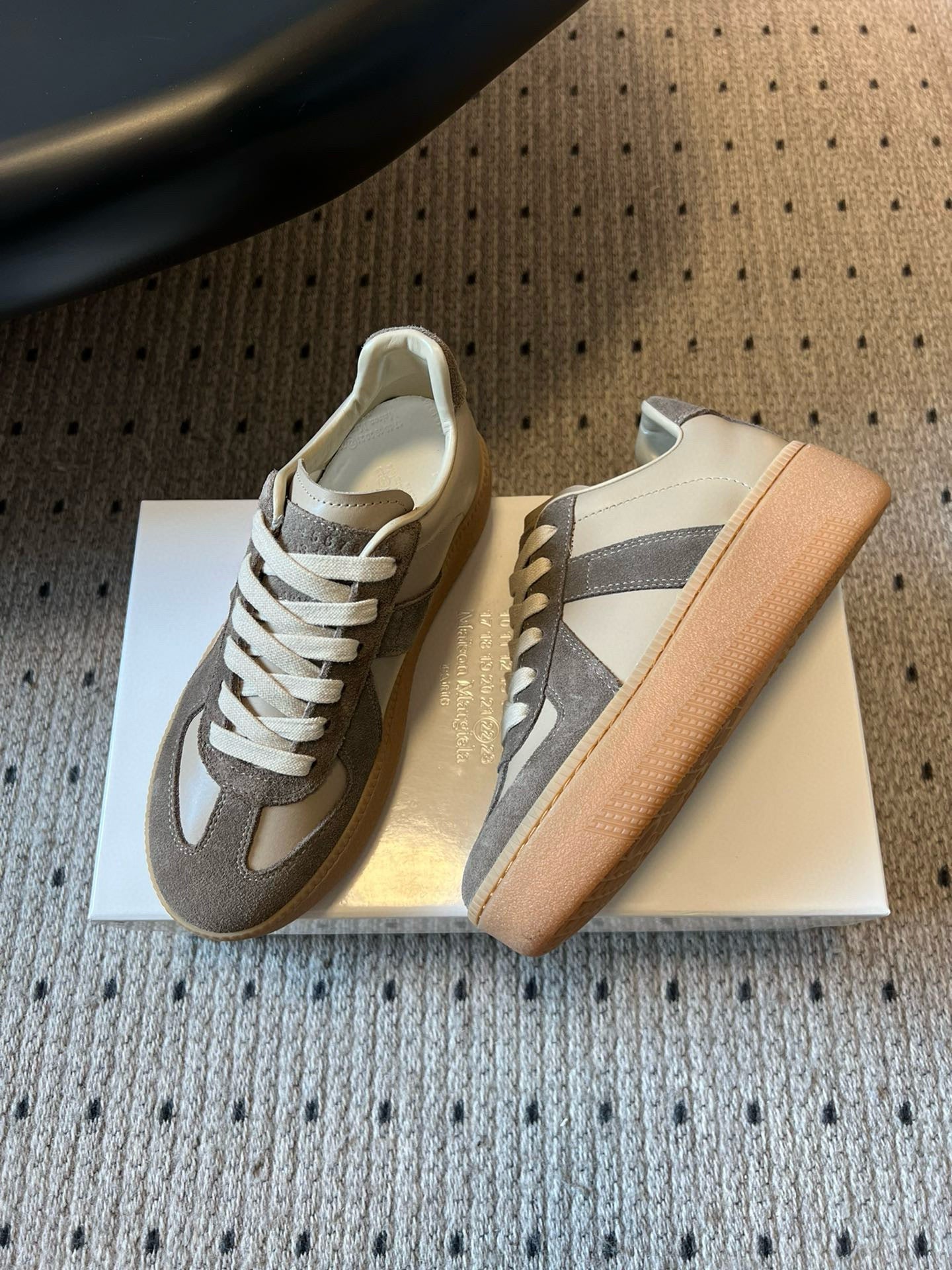 MAISON M SNEAKERS