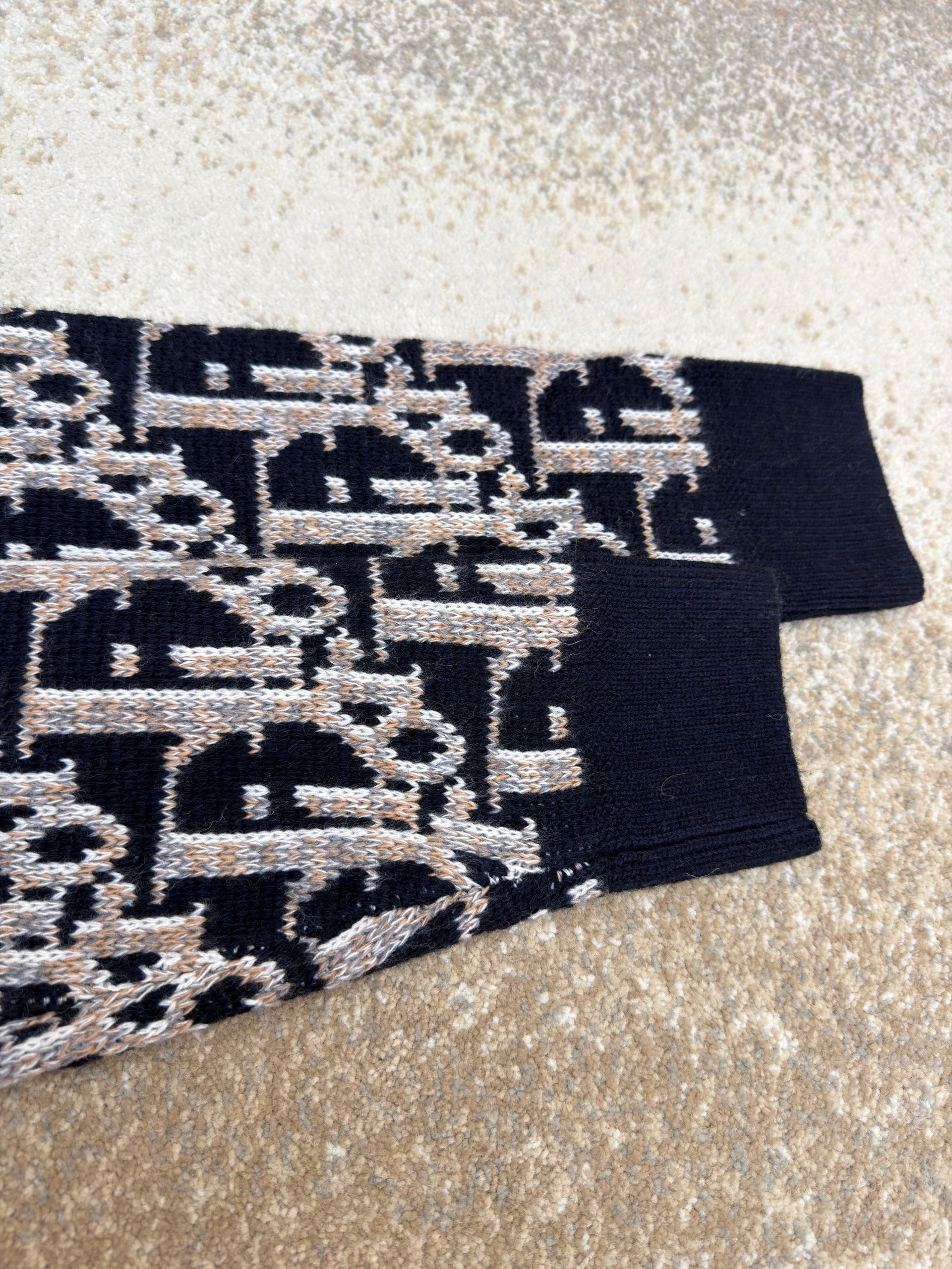 CD JUMPER