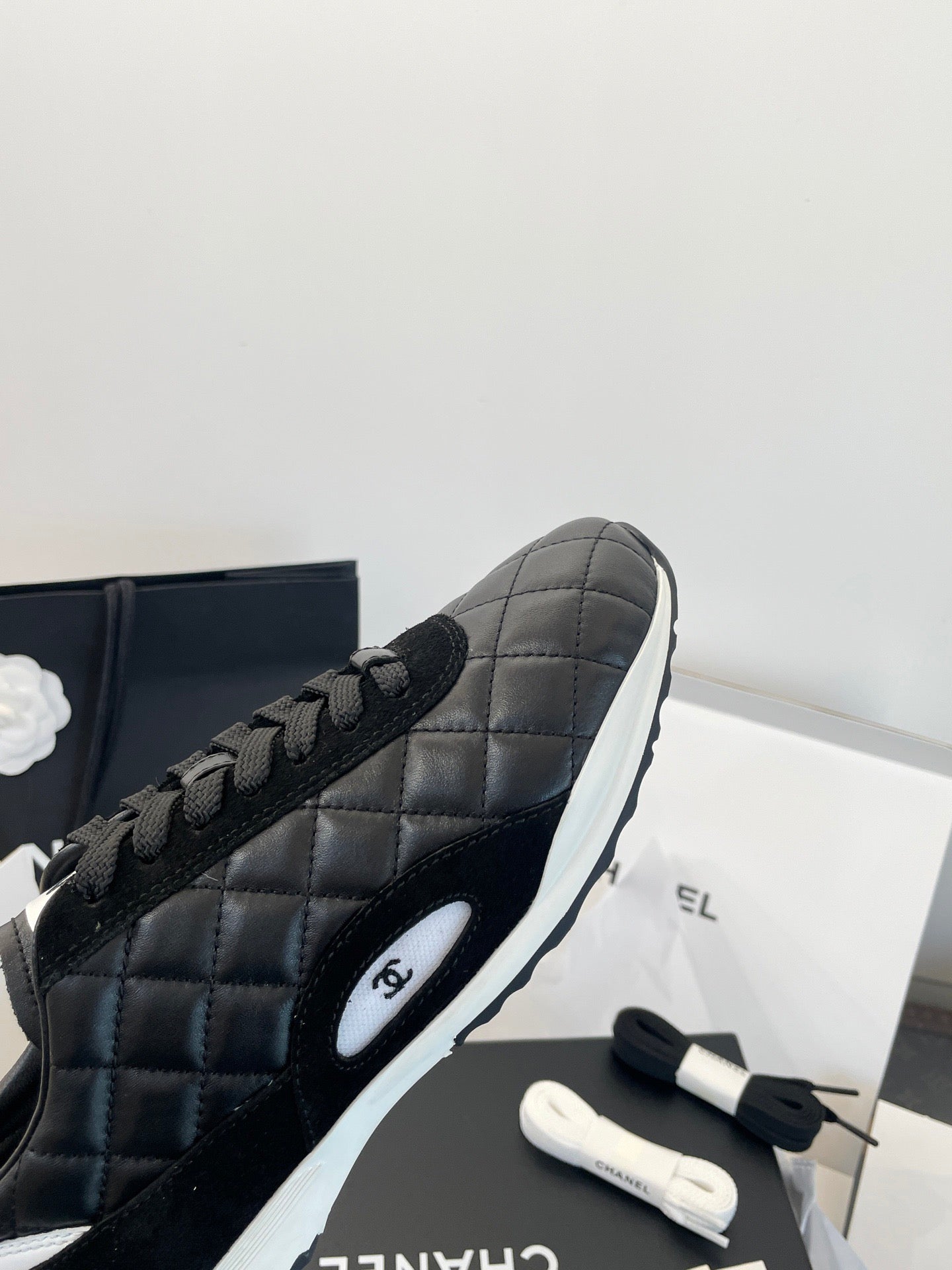 CC SNEAKER