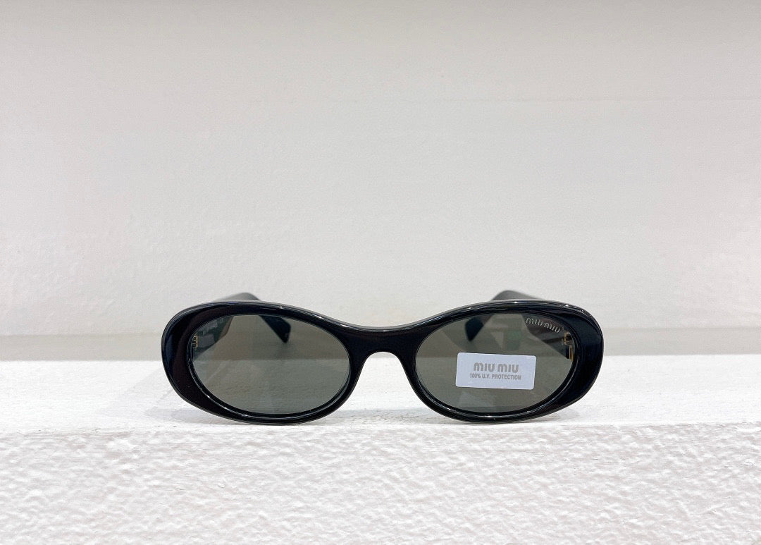 MIU M SUNGLASSES