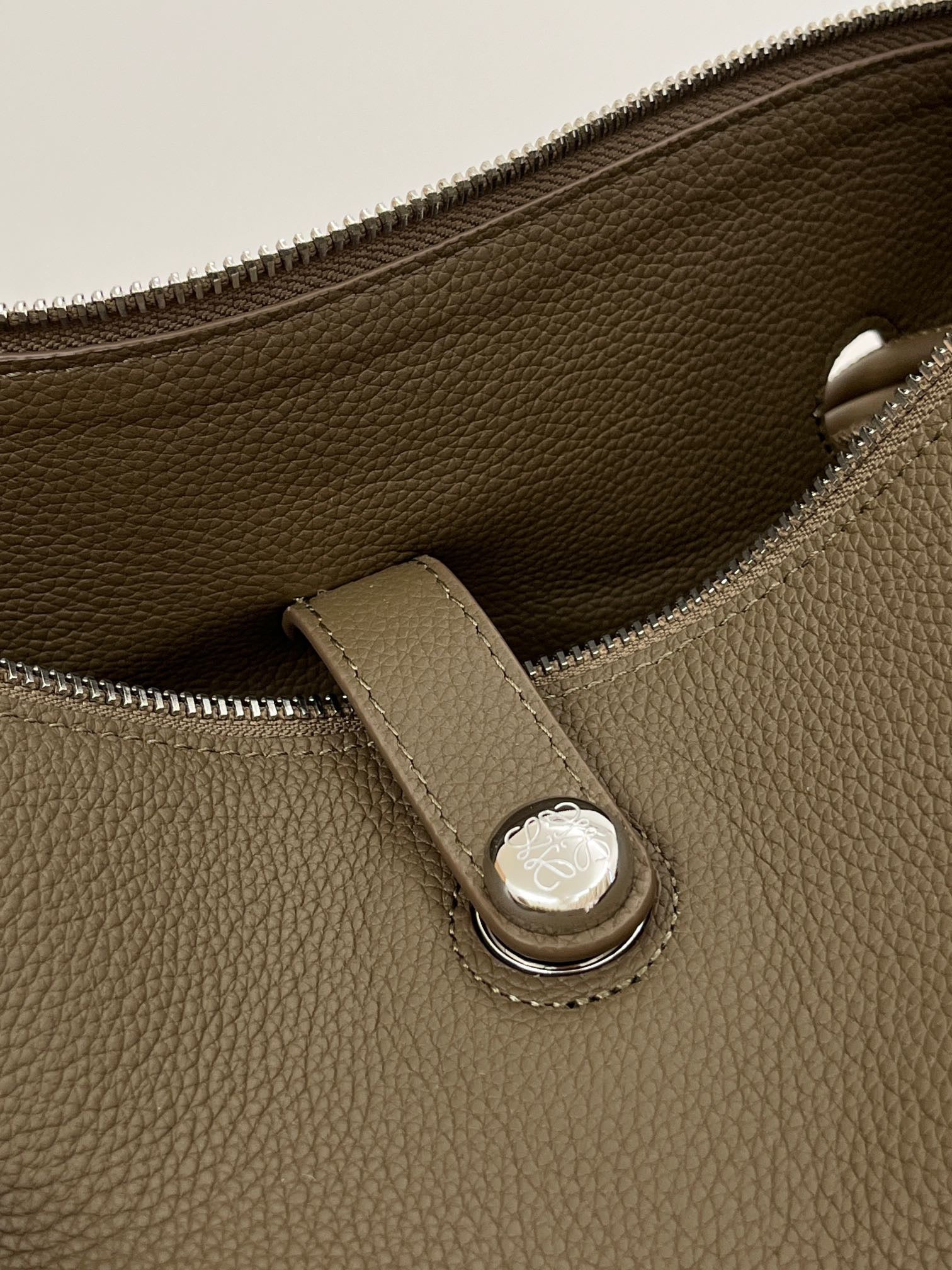 LOEW MEDIUM MADRID BAG