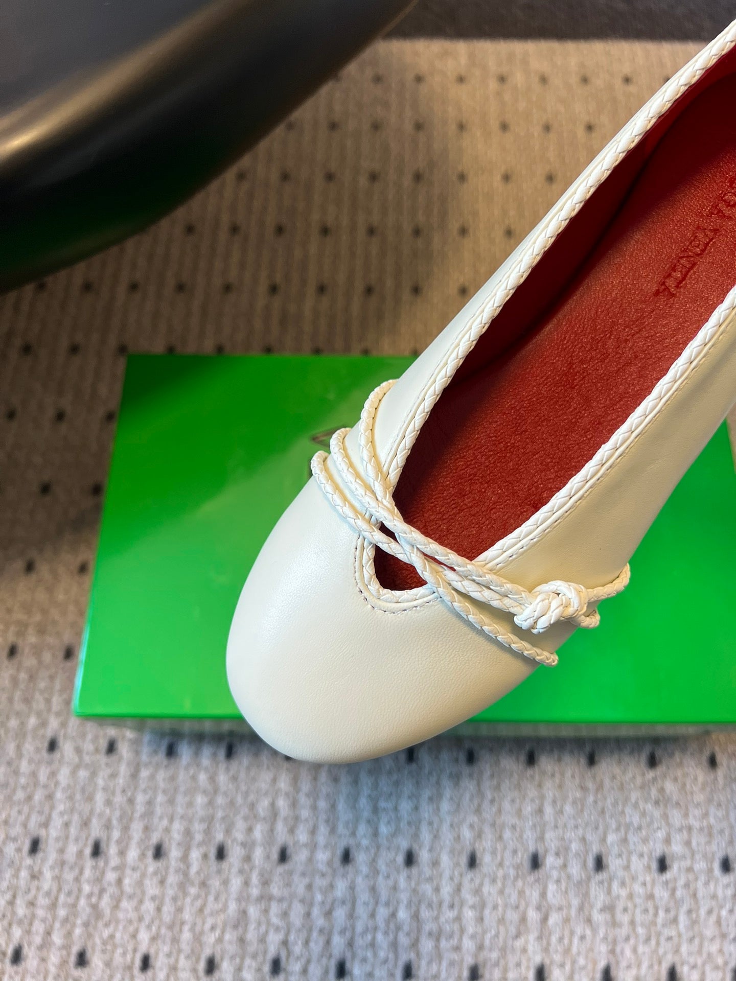 BOTT V BALLET PUMPS