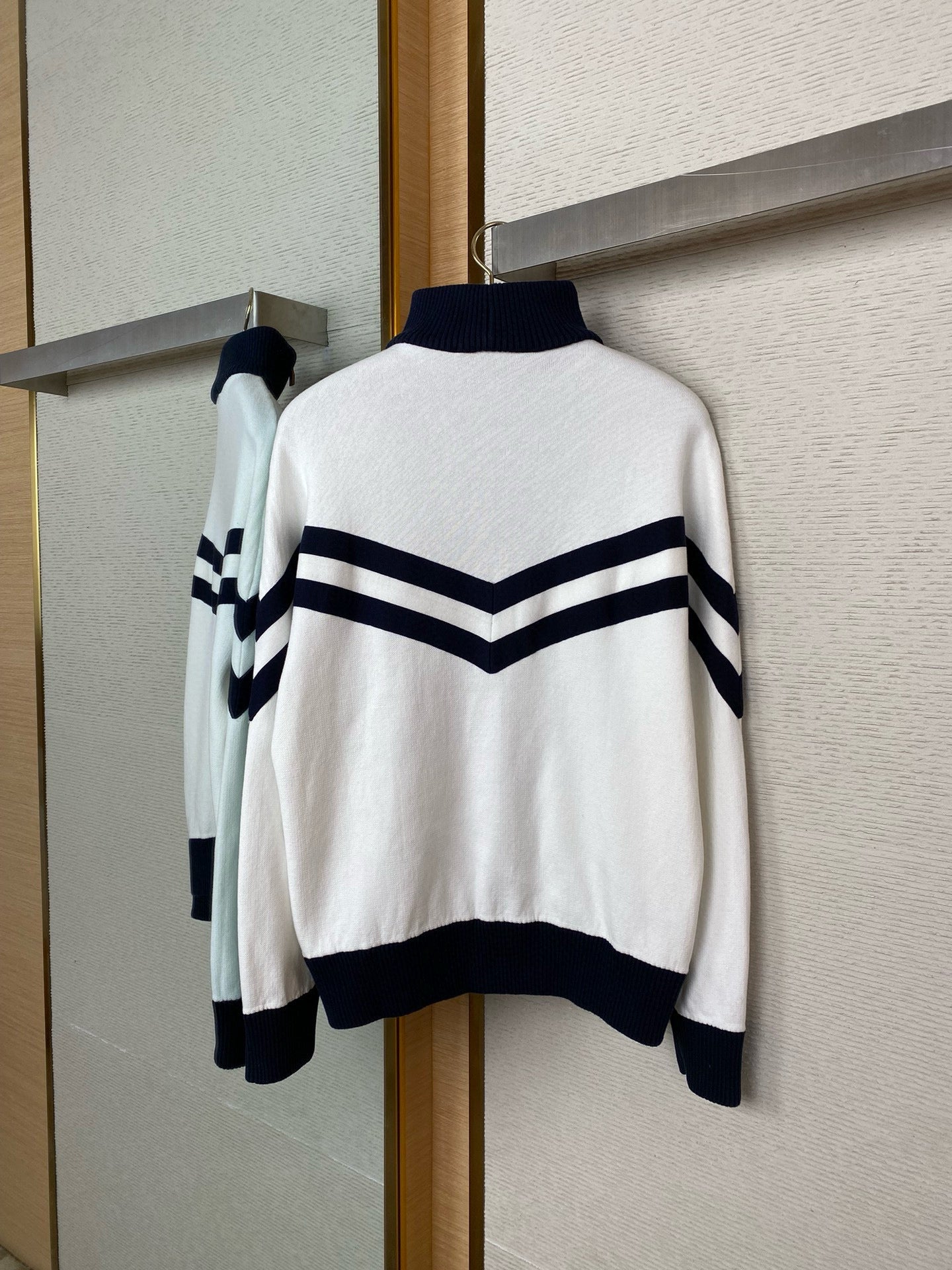 LOU ZIP JUMPER