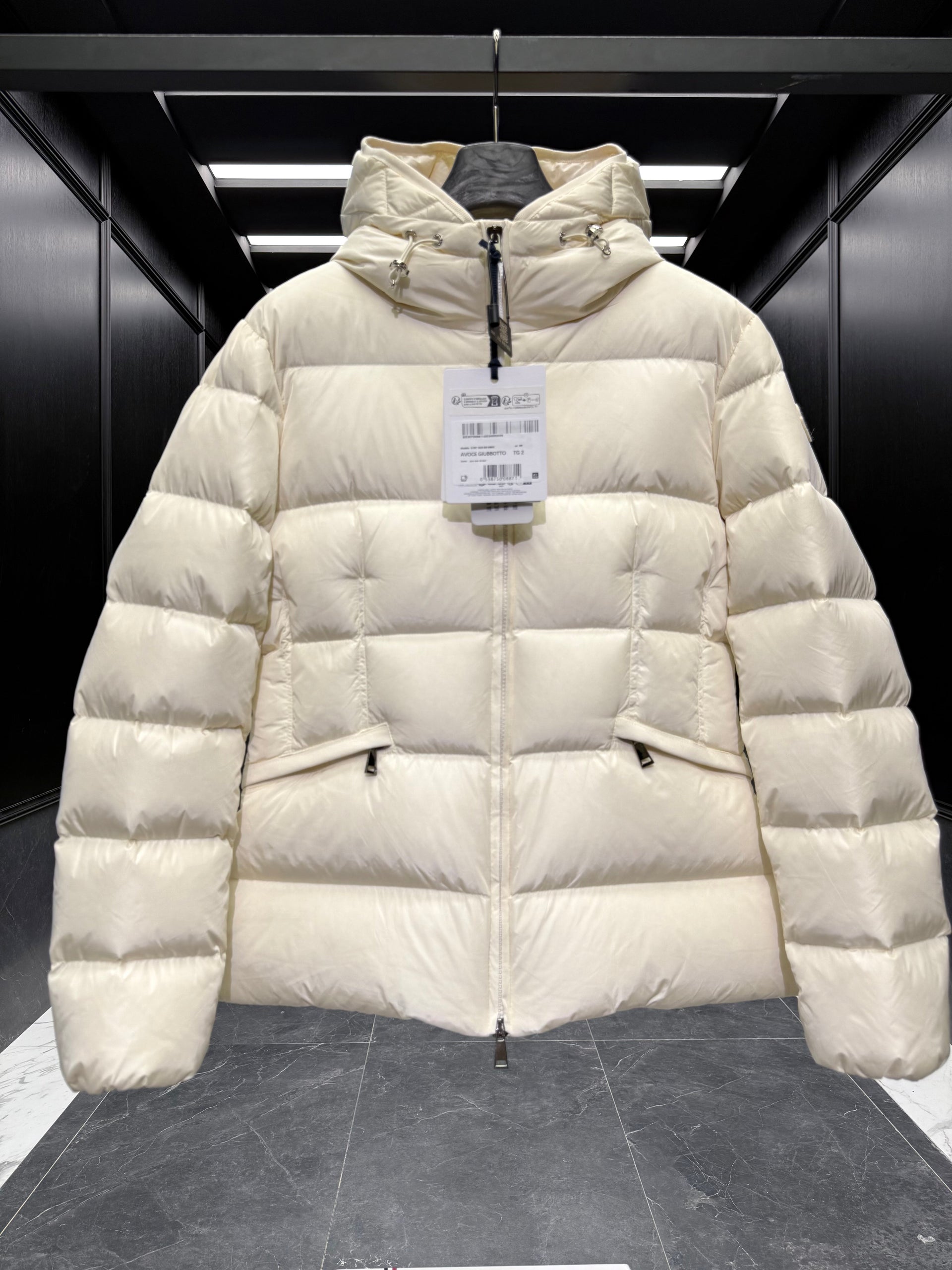 MONC AVOCE JACKET