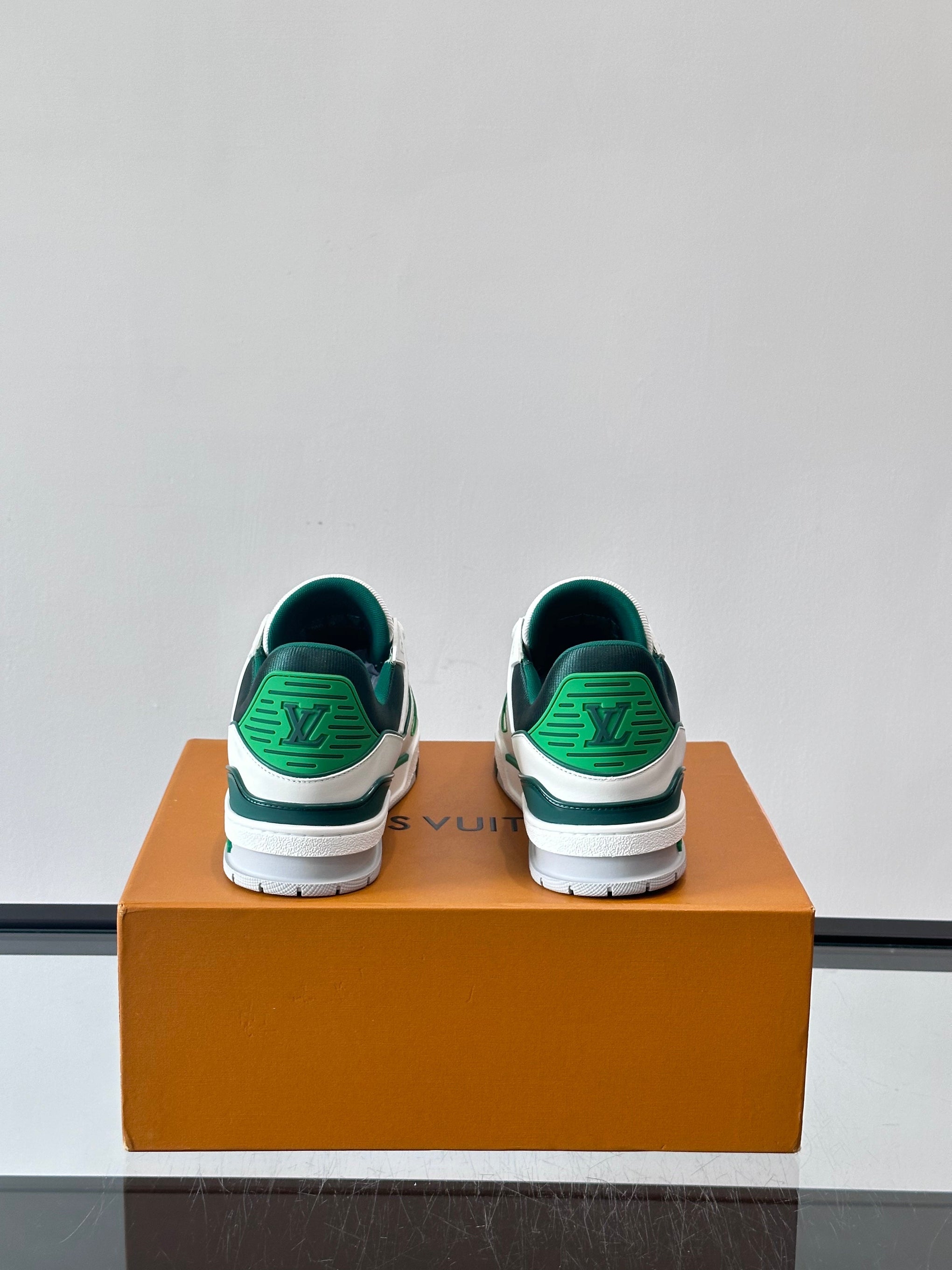 LOU TRAINERS