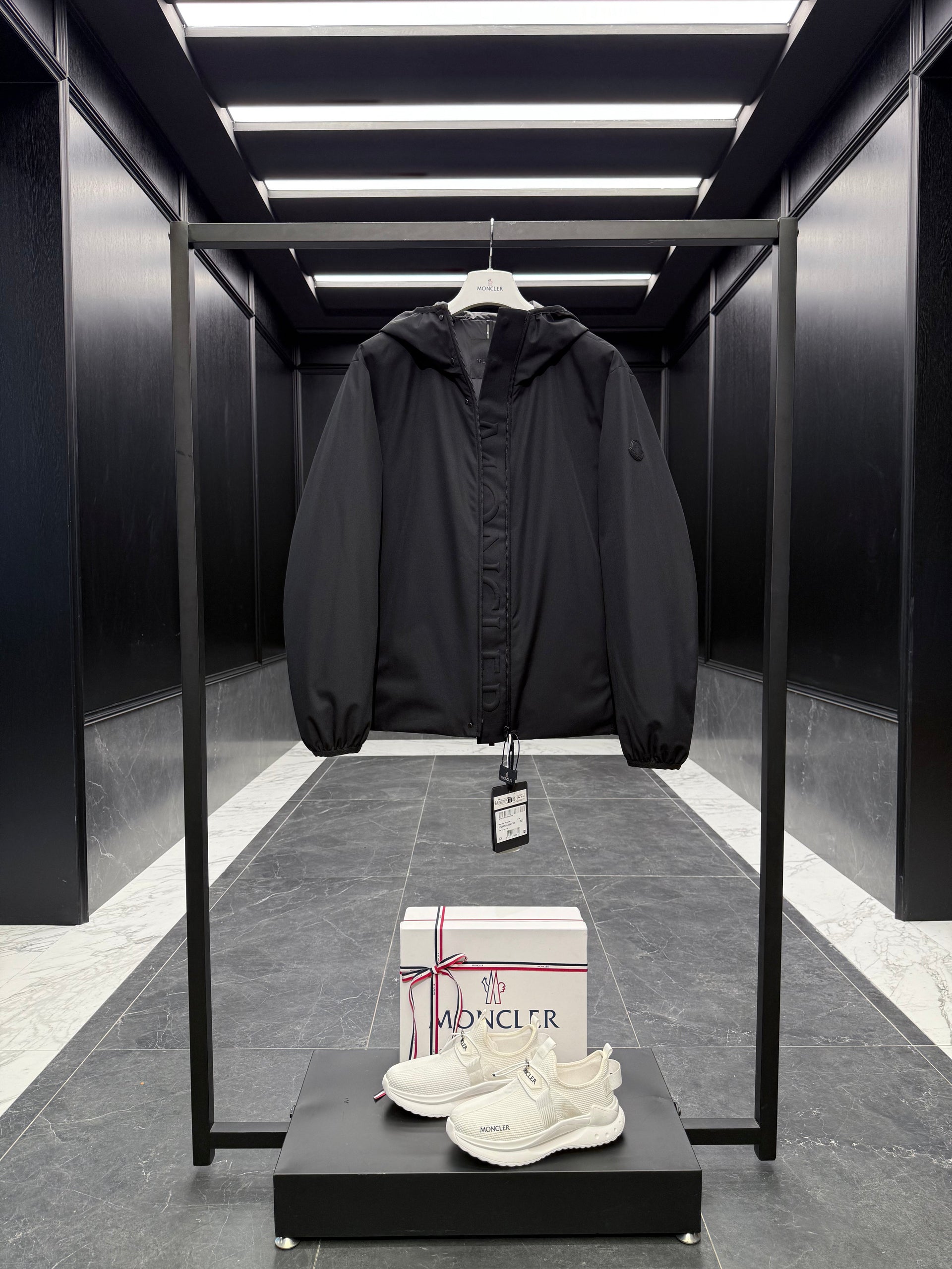 MONC POLSET JACKET