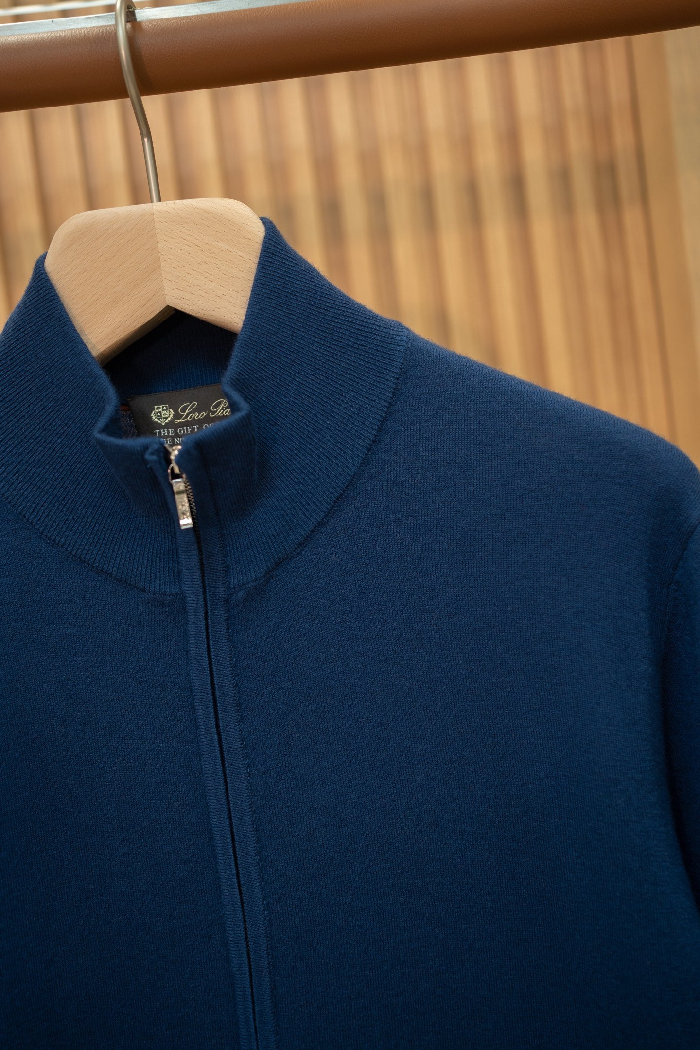 LORO P WOOL CARDIGAN
