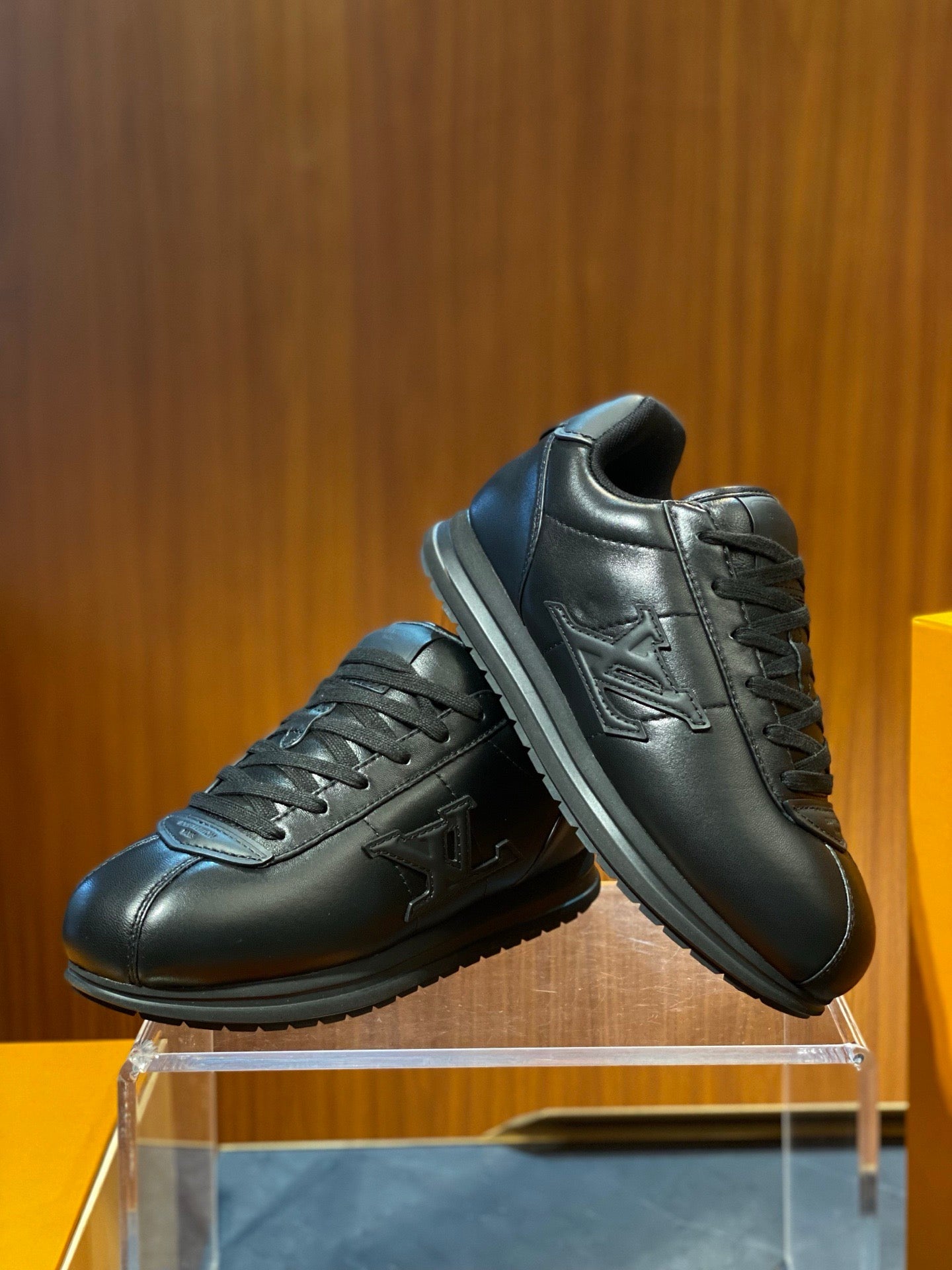 LOU BUTTERSOFT SNEAKERS