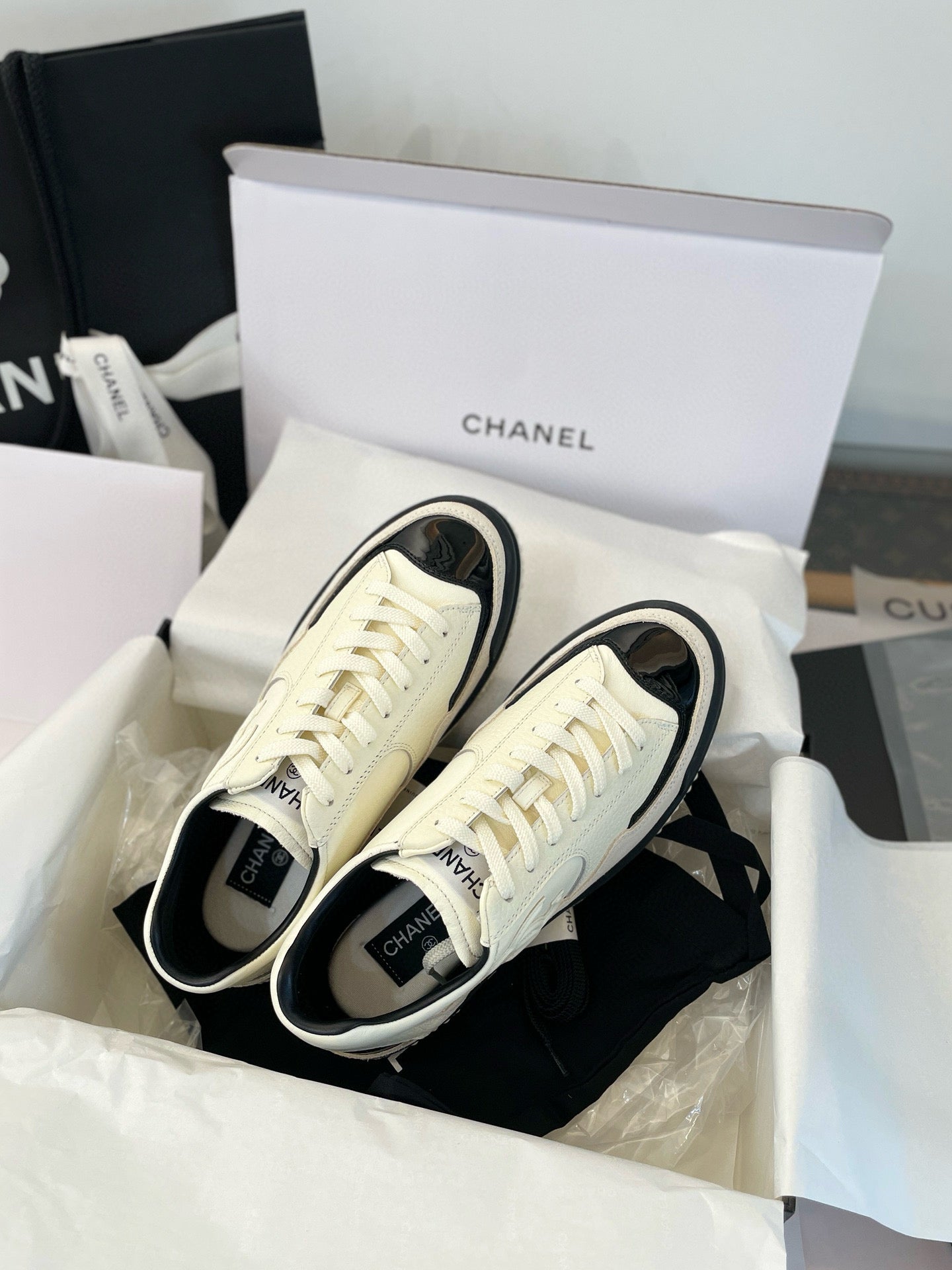 CC SNEAKER