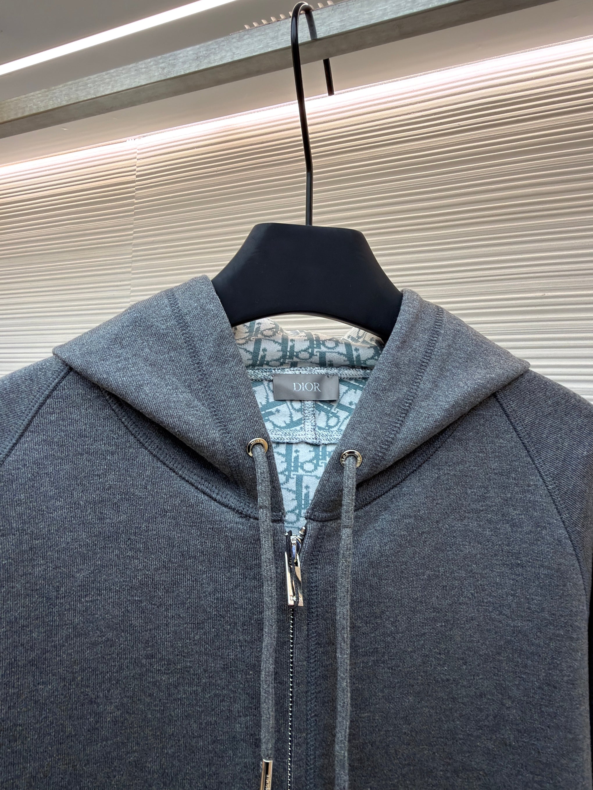 CD ZIP HOODIE
